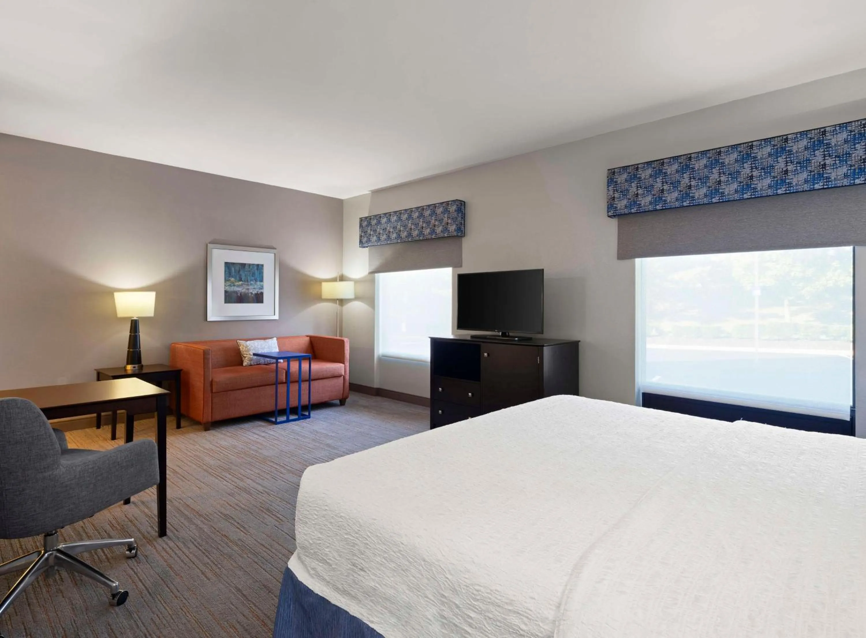 Living room, Bed in Hampton Inn & Suites Arundel Mills/Baltimore