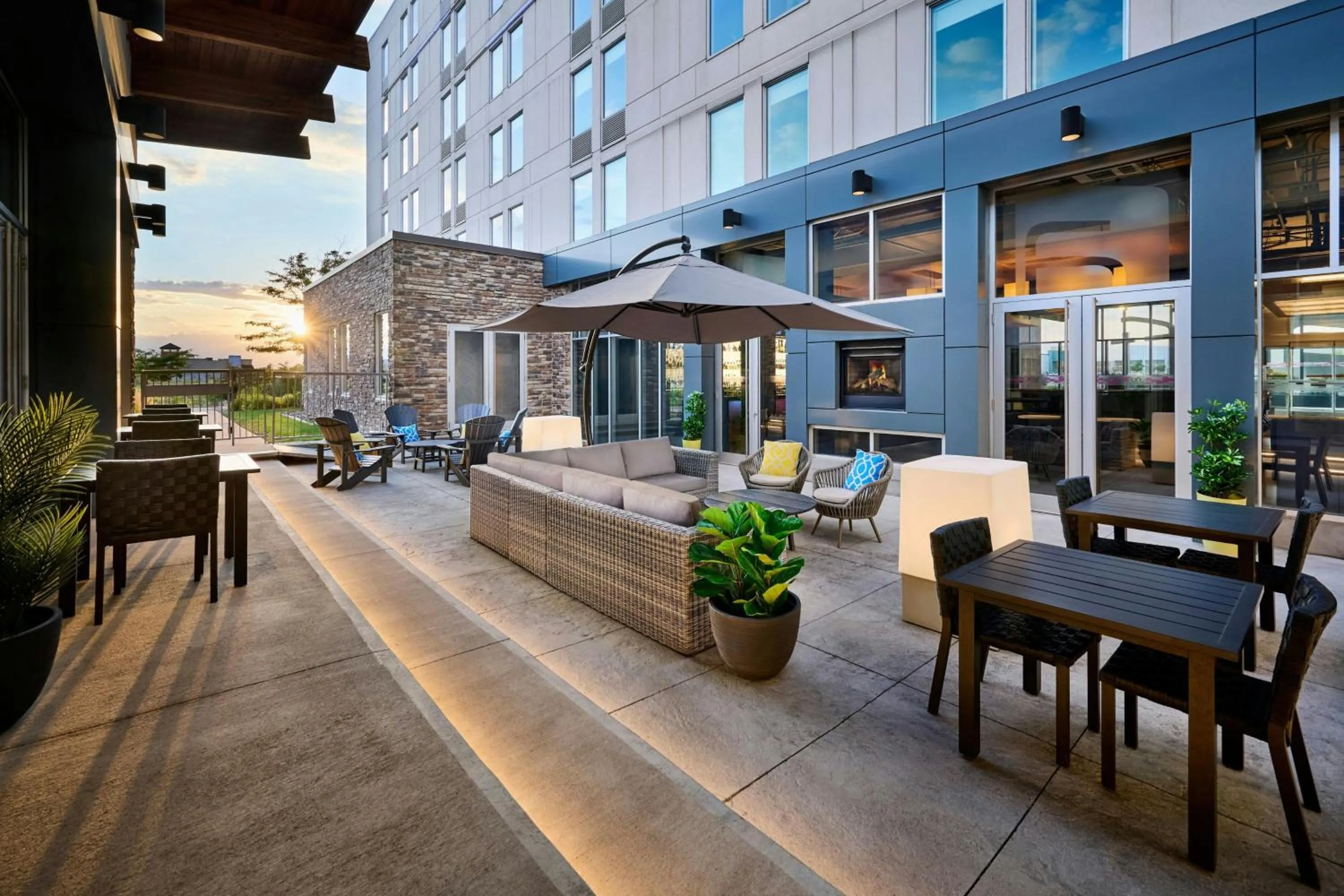 Other in Aloft Vaughan Mills