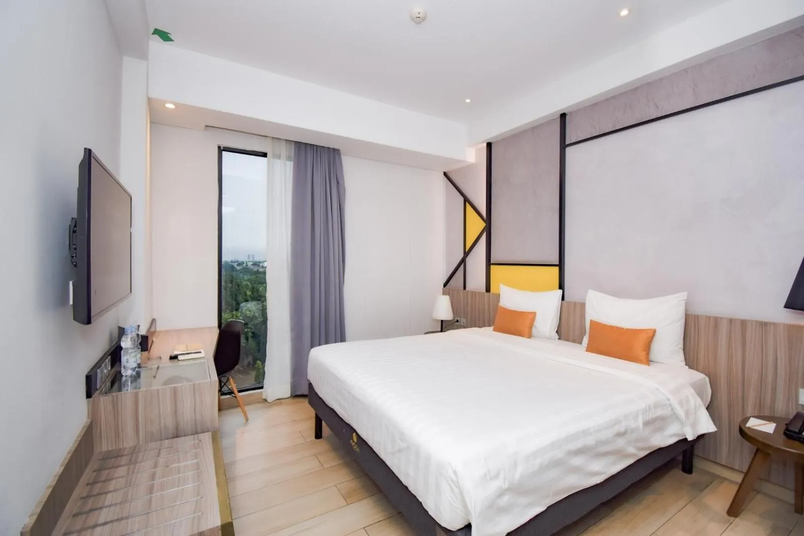 Bed in Arosa Hotel Jakarta