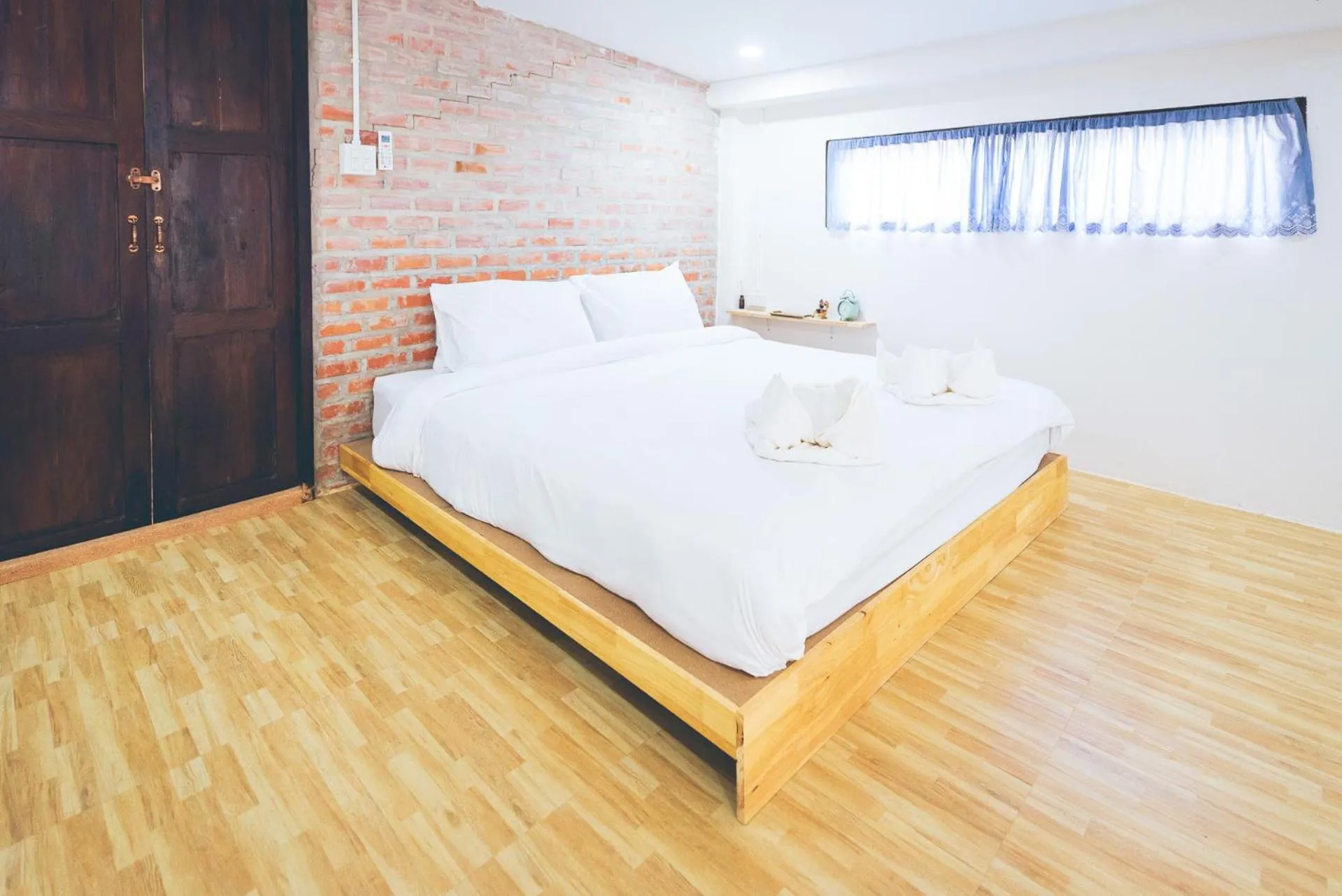 Bed in Wang Jai Kwang Space Inn
