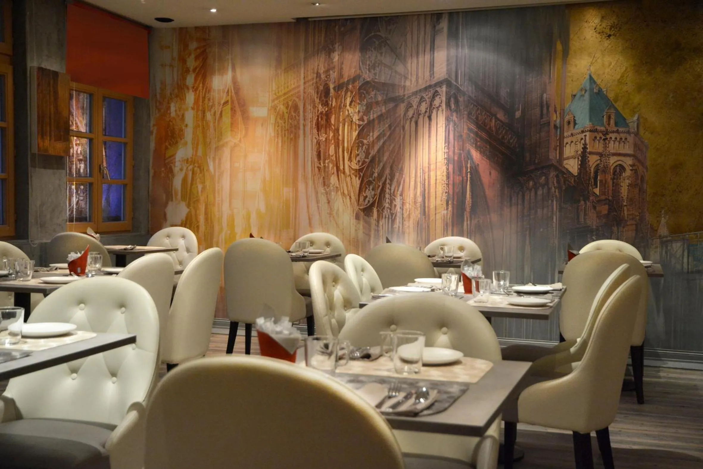 Breakfast in Hotel Cathédrale