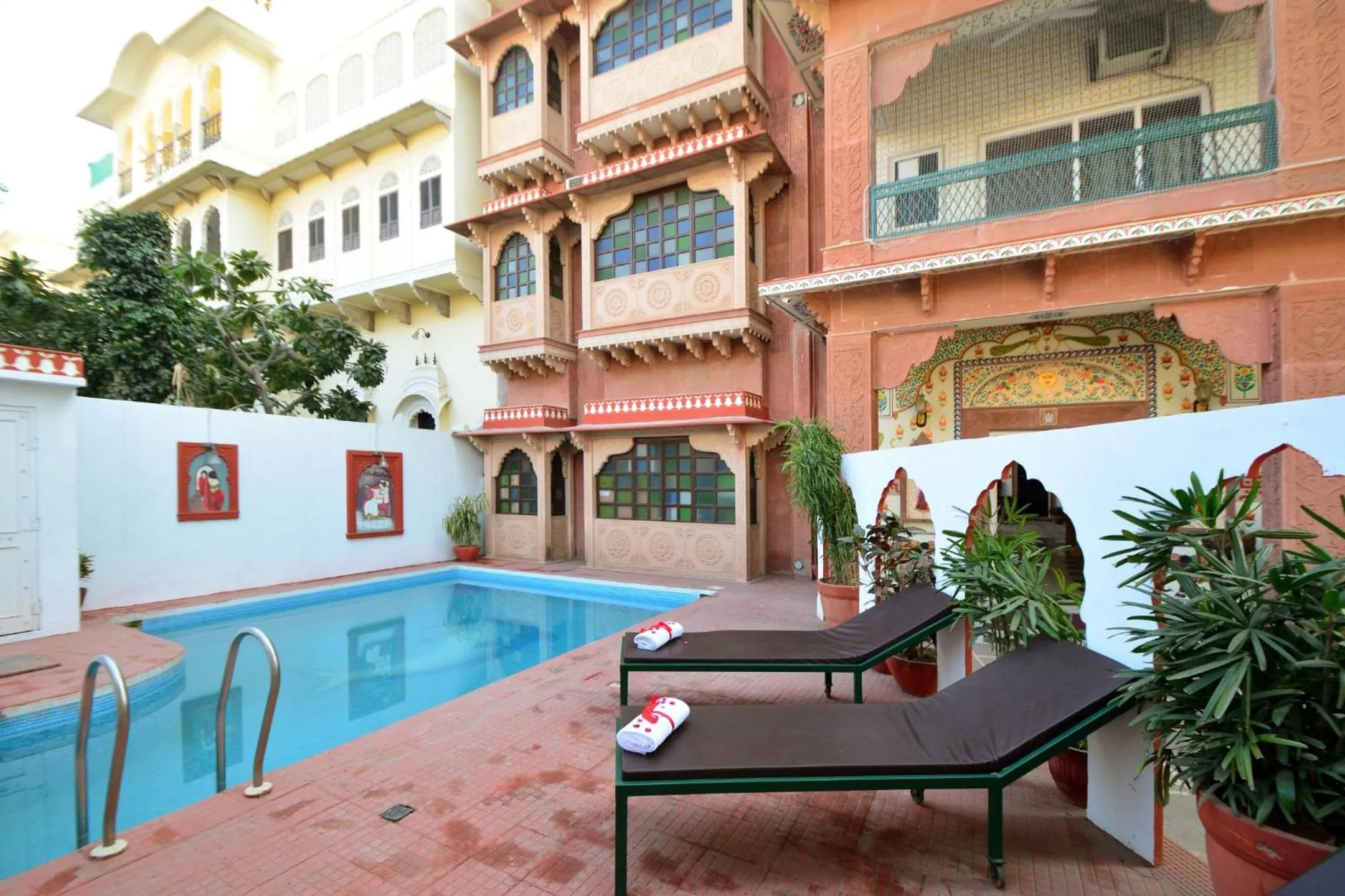 Mahal Khandela-A Heritage Hotel In Jaipur City Center