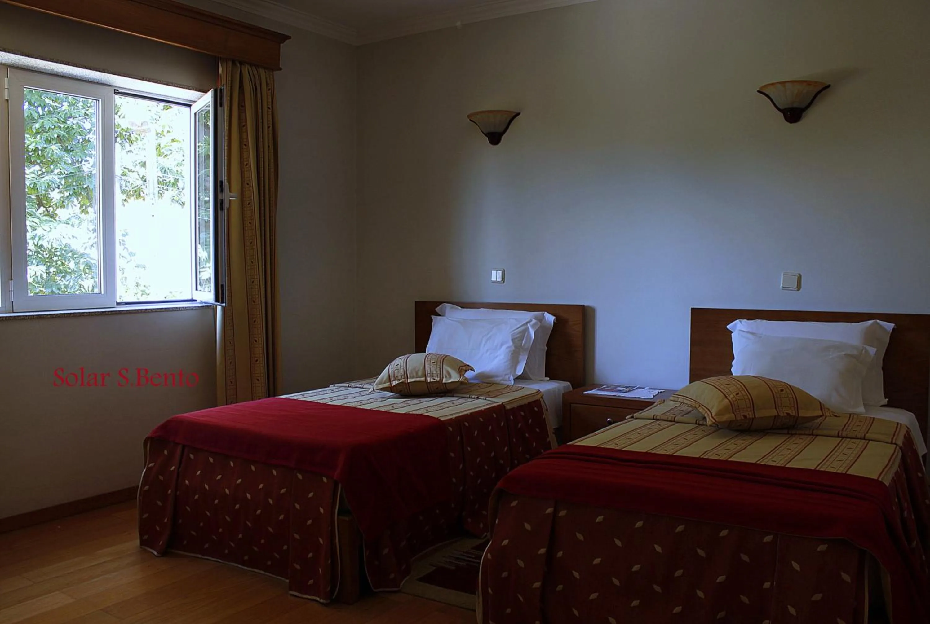 Bedroom, Bed in Solar S.Bento
