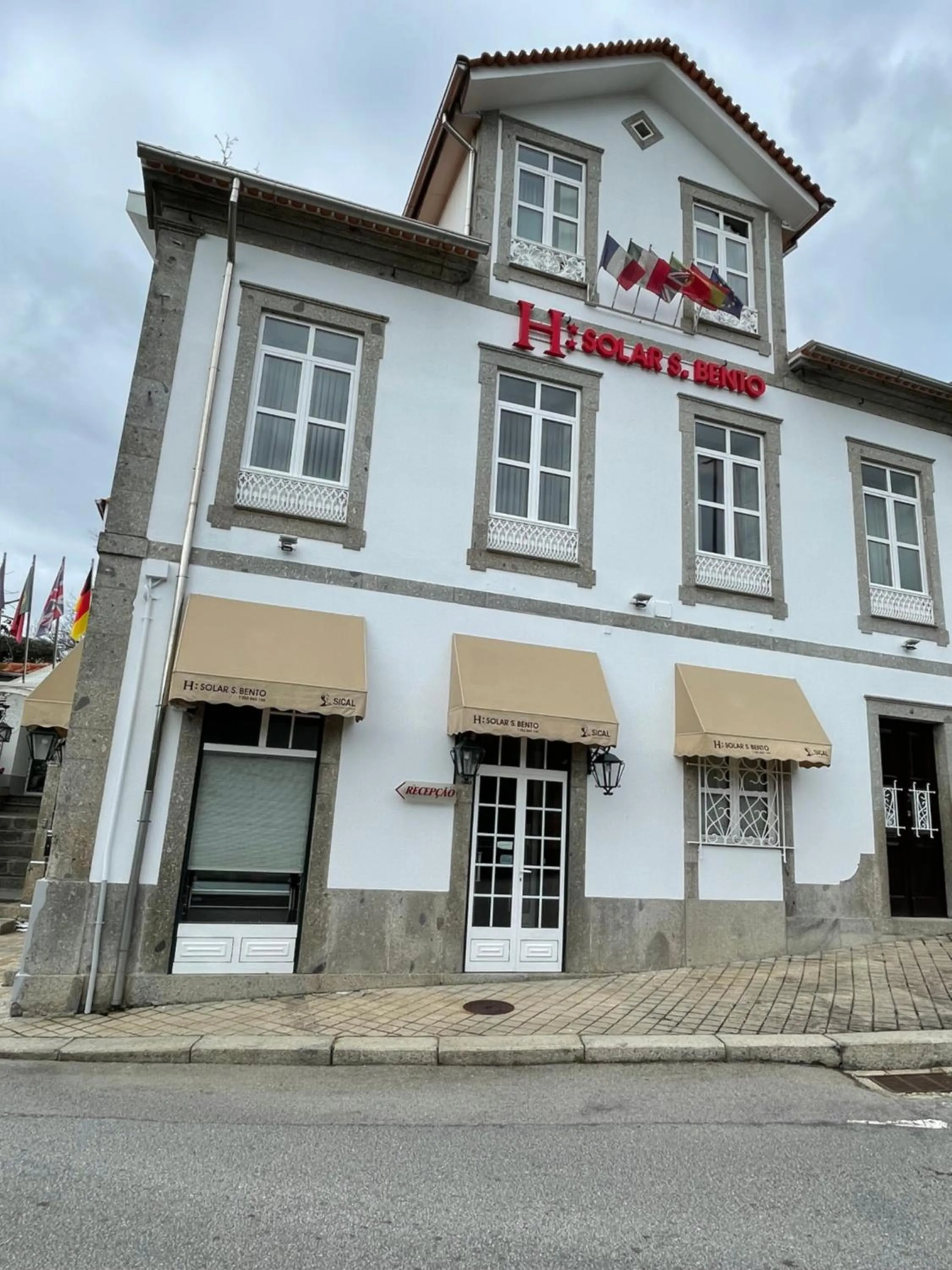 Property building in Solar S.Bento