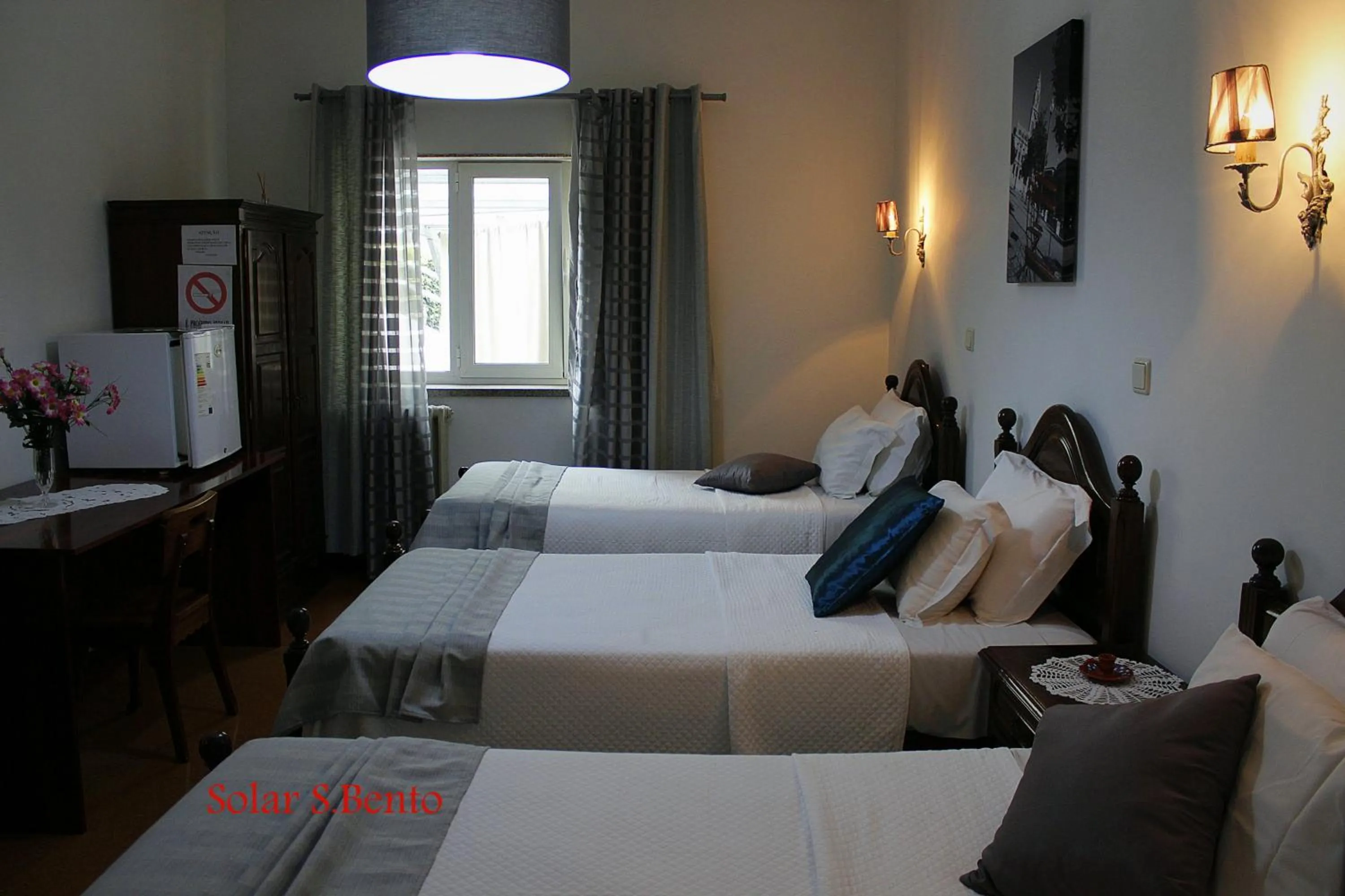 Bedroom, Bed in Solar S.Bento