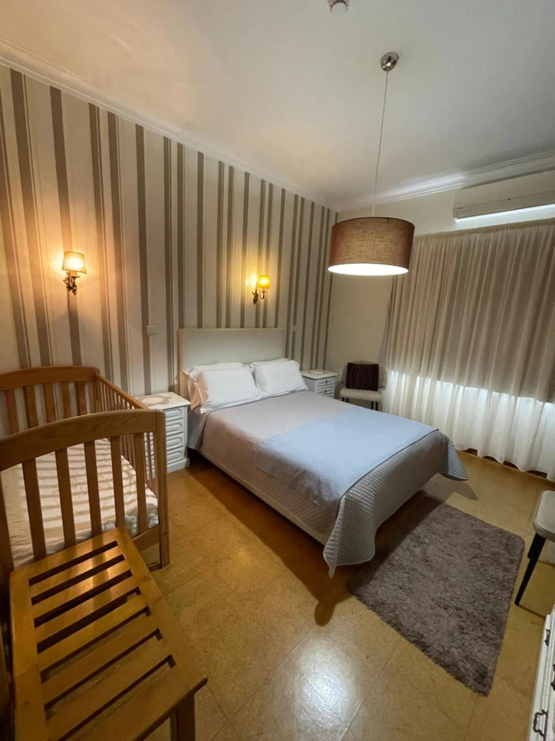 Bedroom, Bed in Solar S.Bento