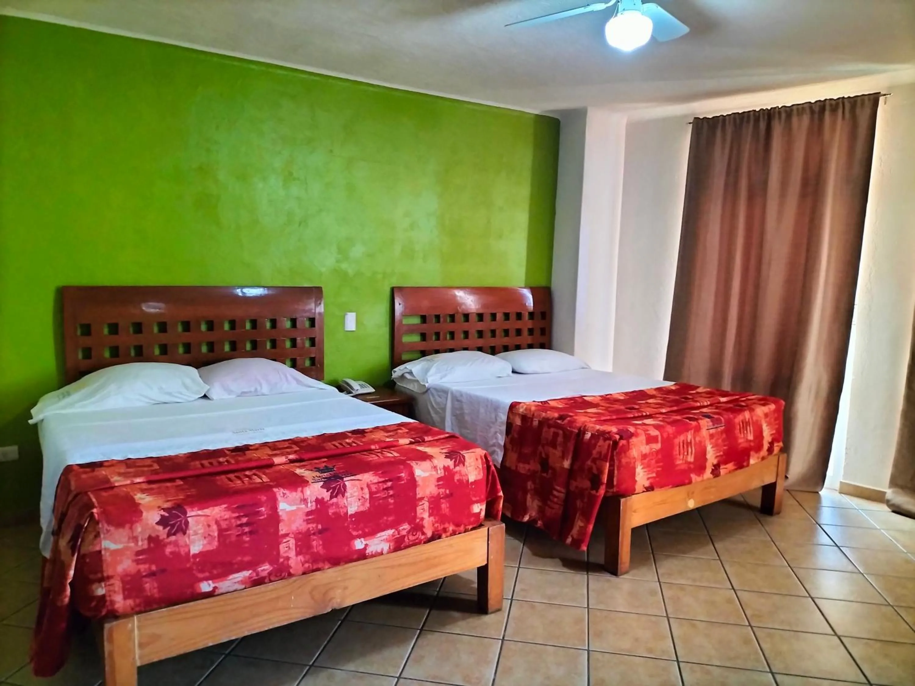 Hotel Real Santa María