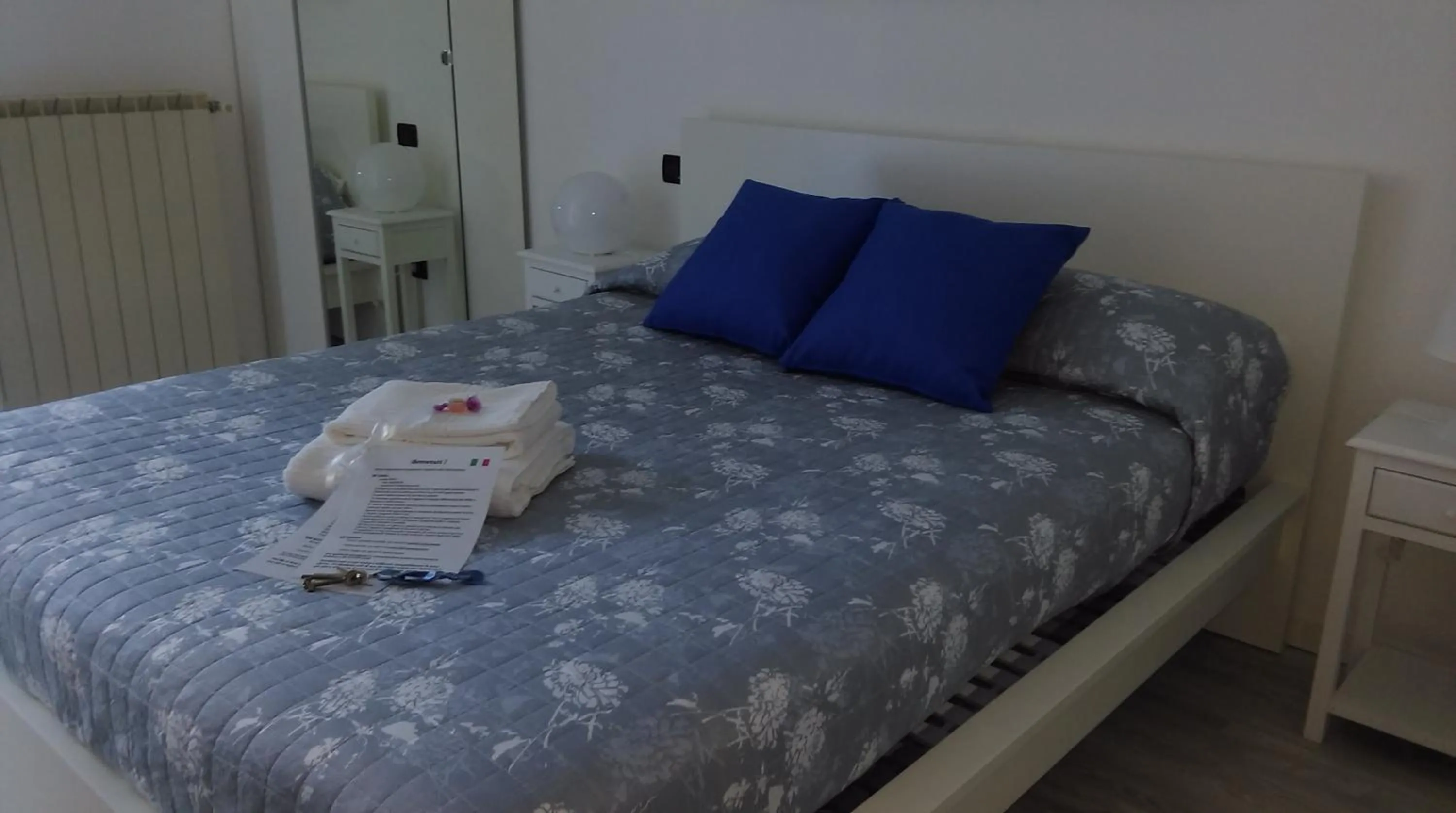 Double Room with Private External Bathroom in Borgo Antico Rooms Self Check-in