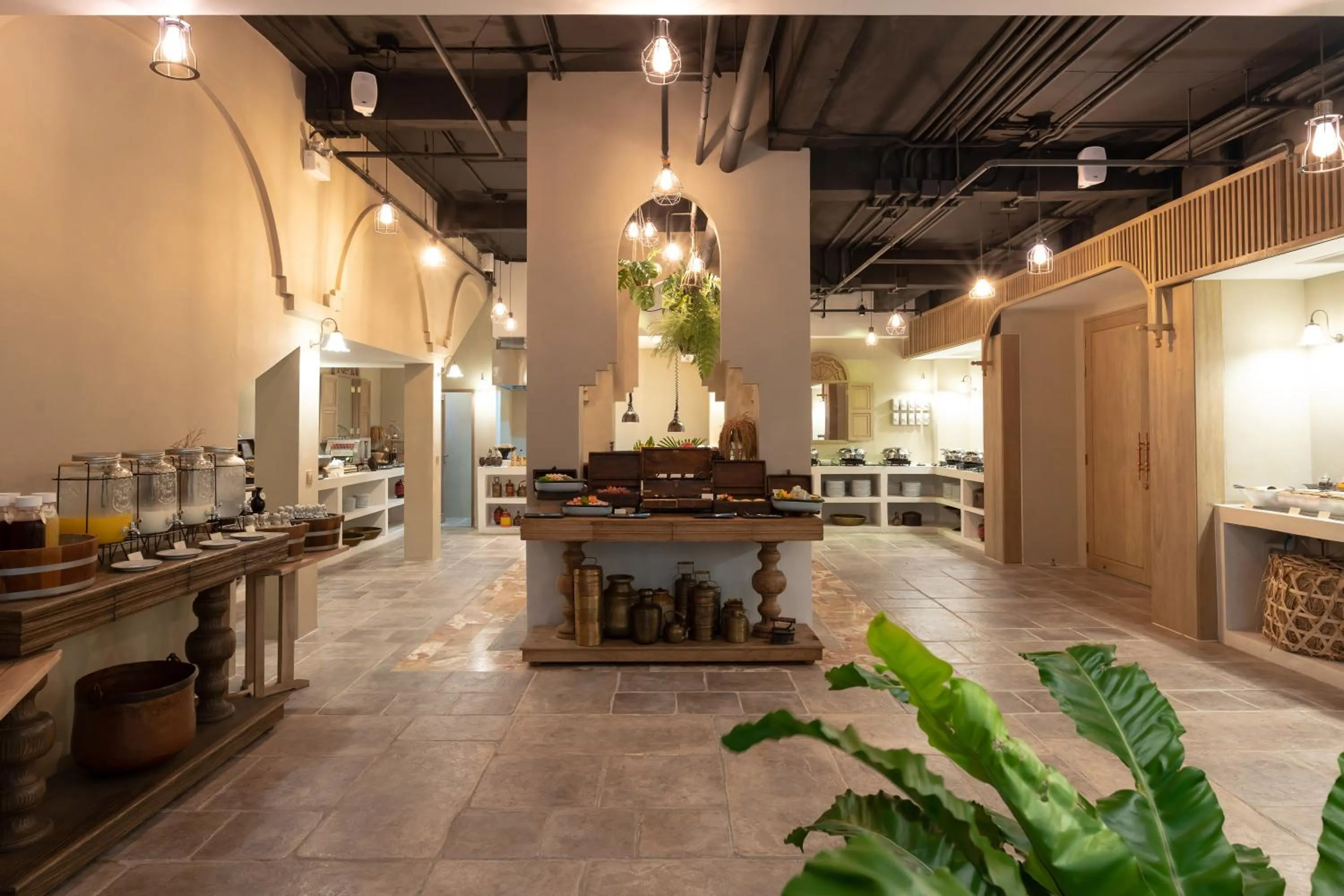 Restaurant/places to eat in Devasom Khao Lak Beach Resort & Villas