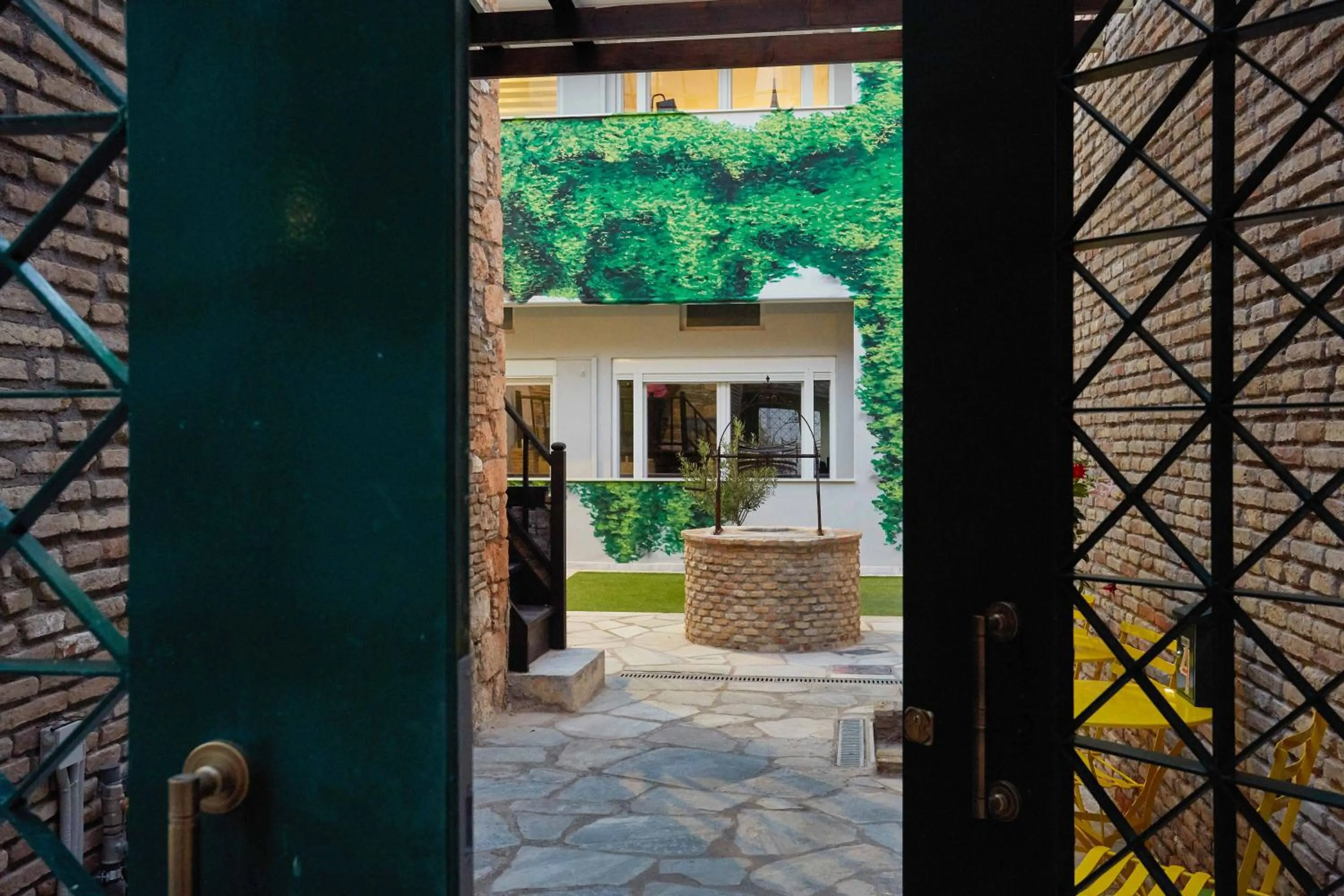 Property building in Athenian Residences