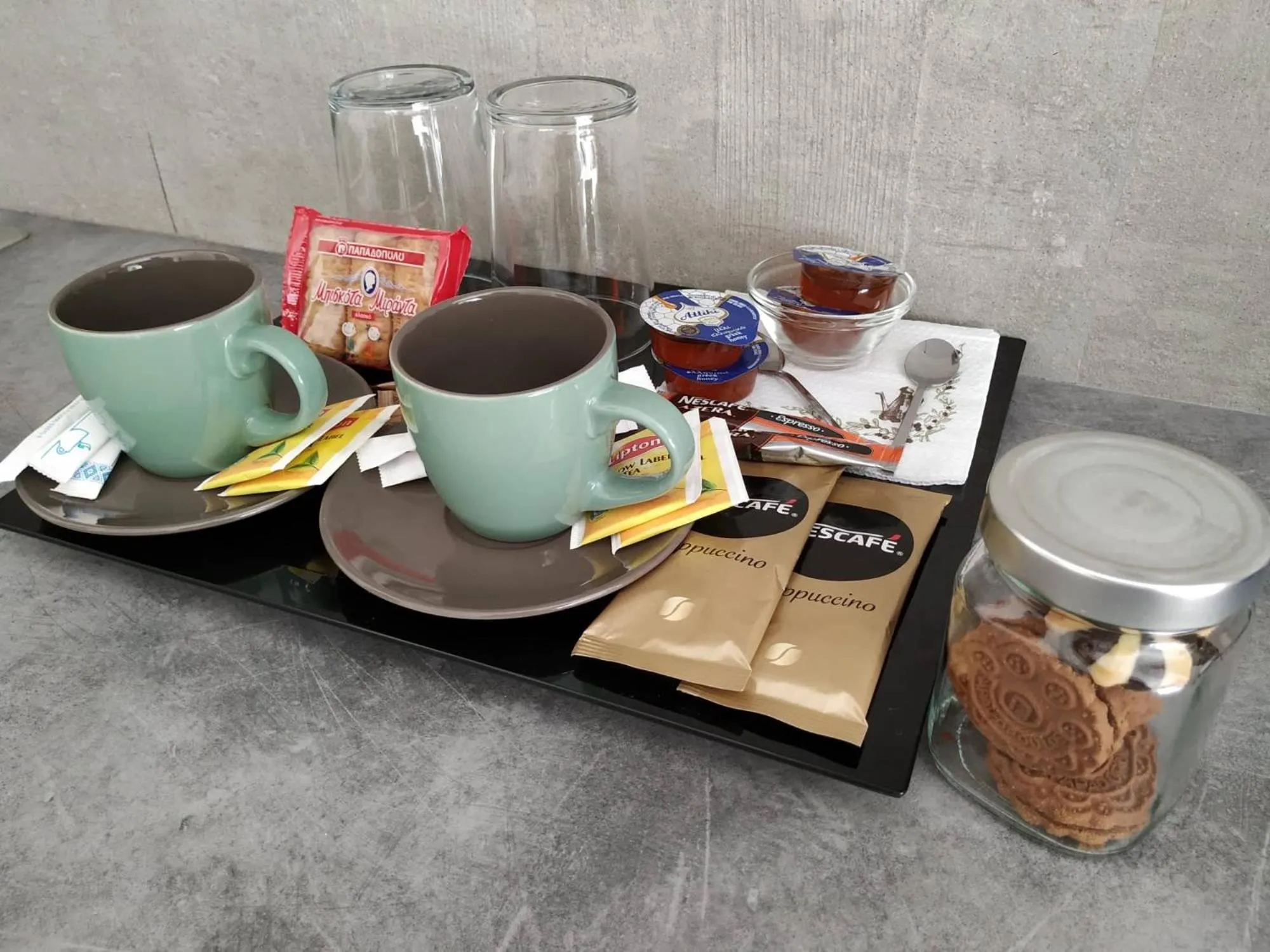 Coffee/tea facilities in Athenian Residences