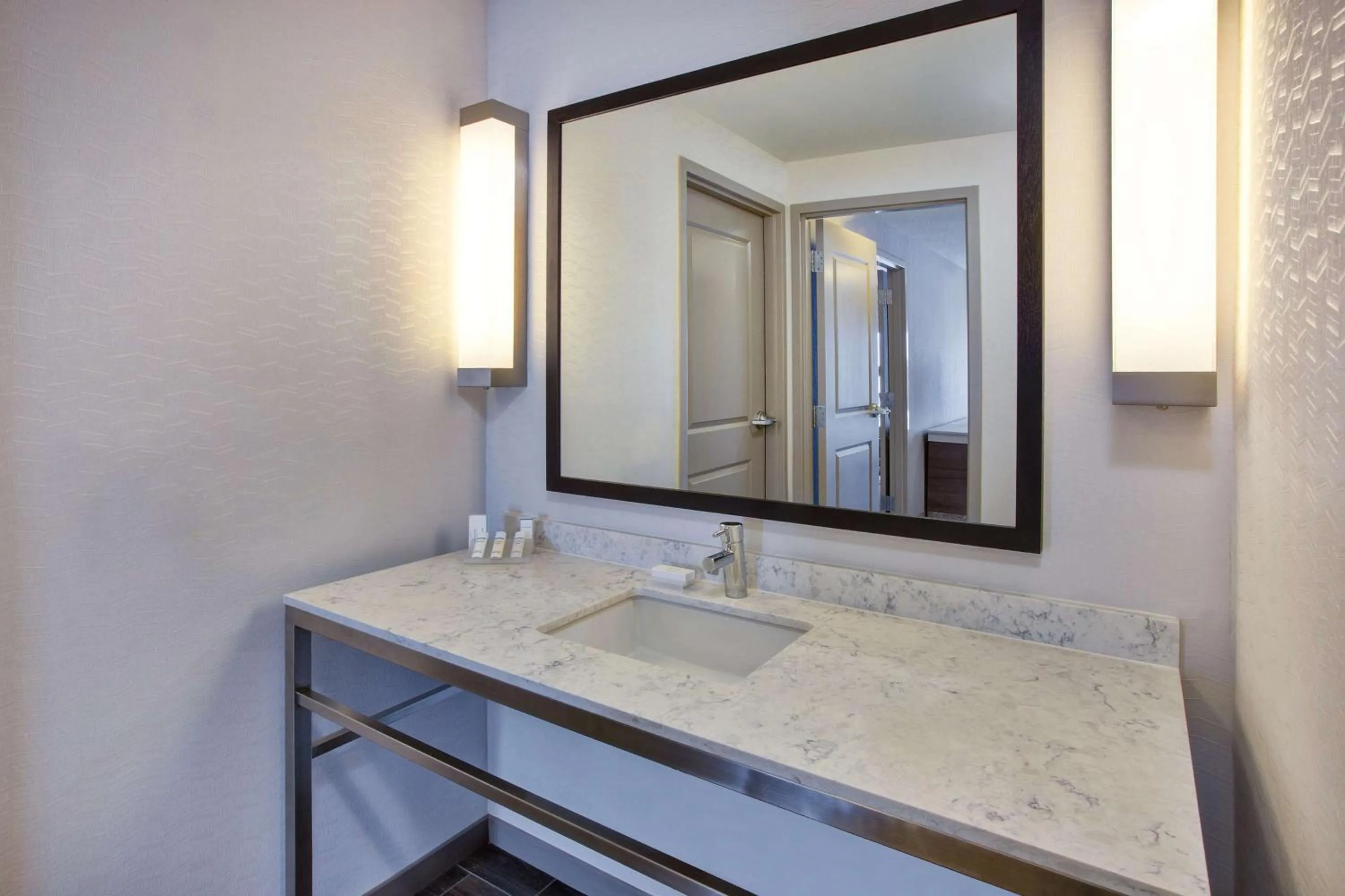 Bathroom in Hilton Garden Inn Chesterton