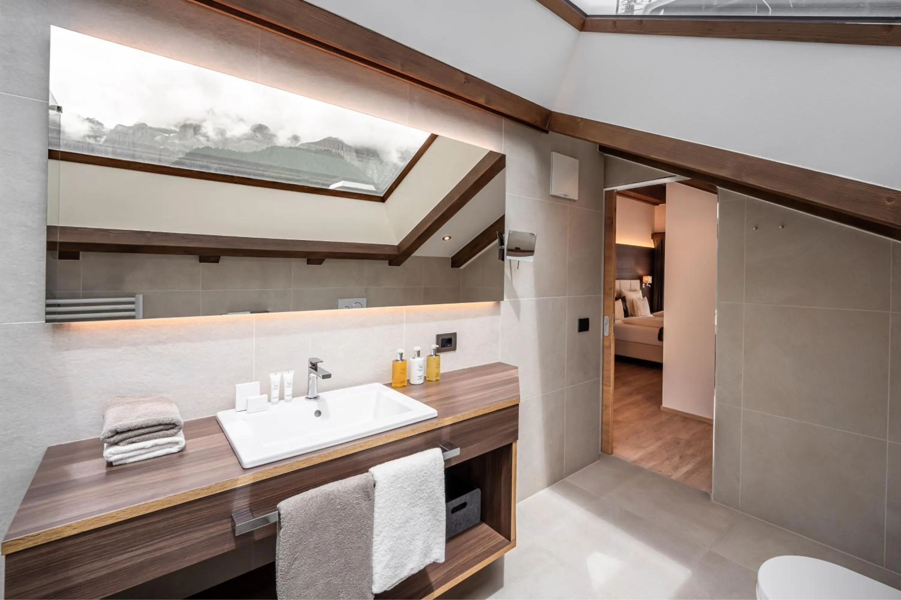 Bathroom in Arya Alpine Lodge