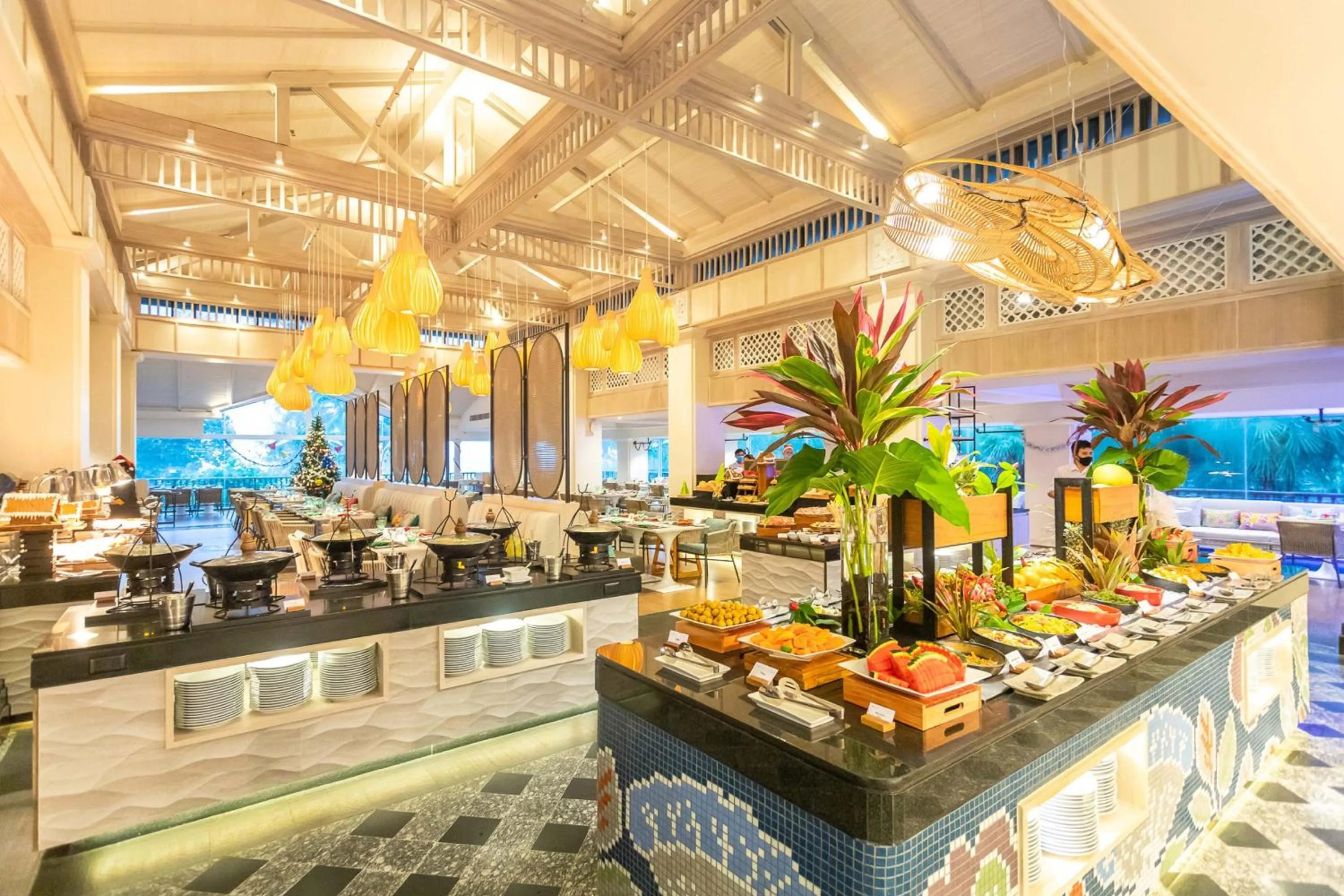 Restaurant/places to eat in Marriott's Phuket Beach Club