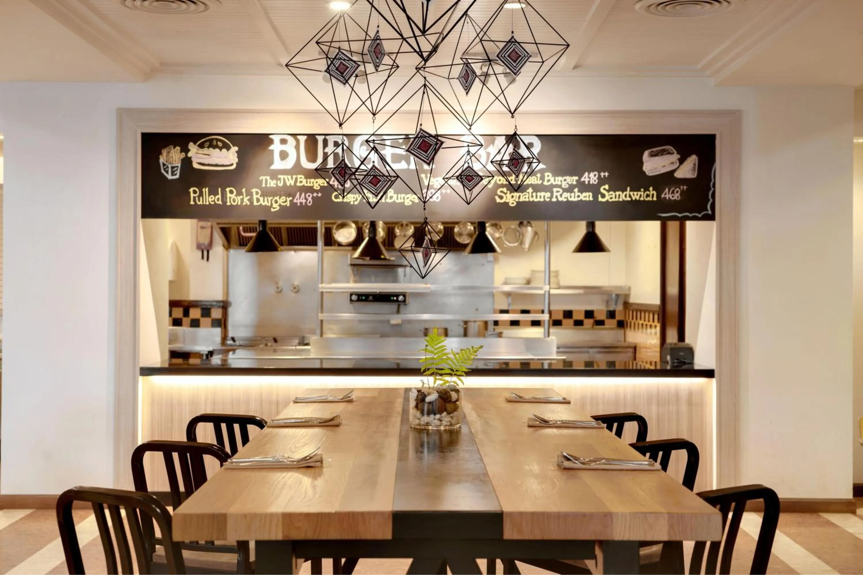 Lounge or bar in Marriott's Phuket Beach Club