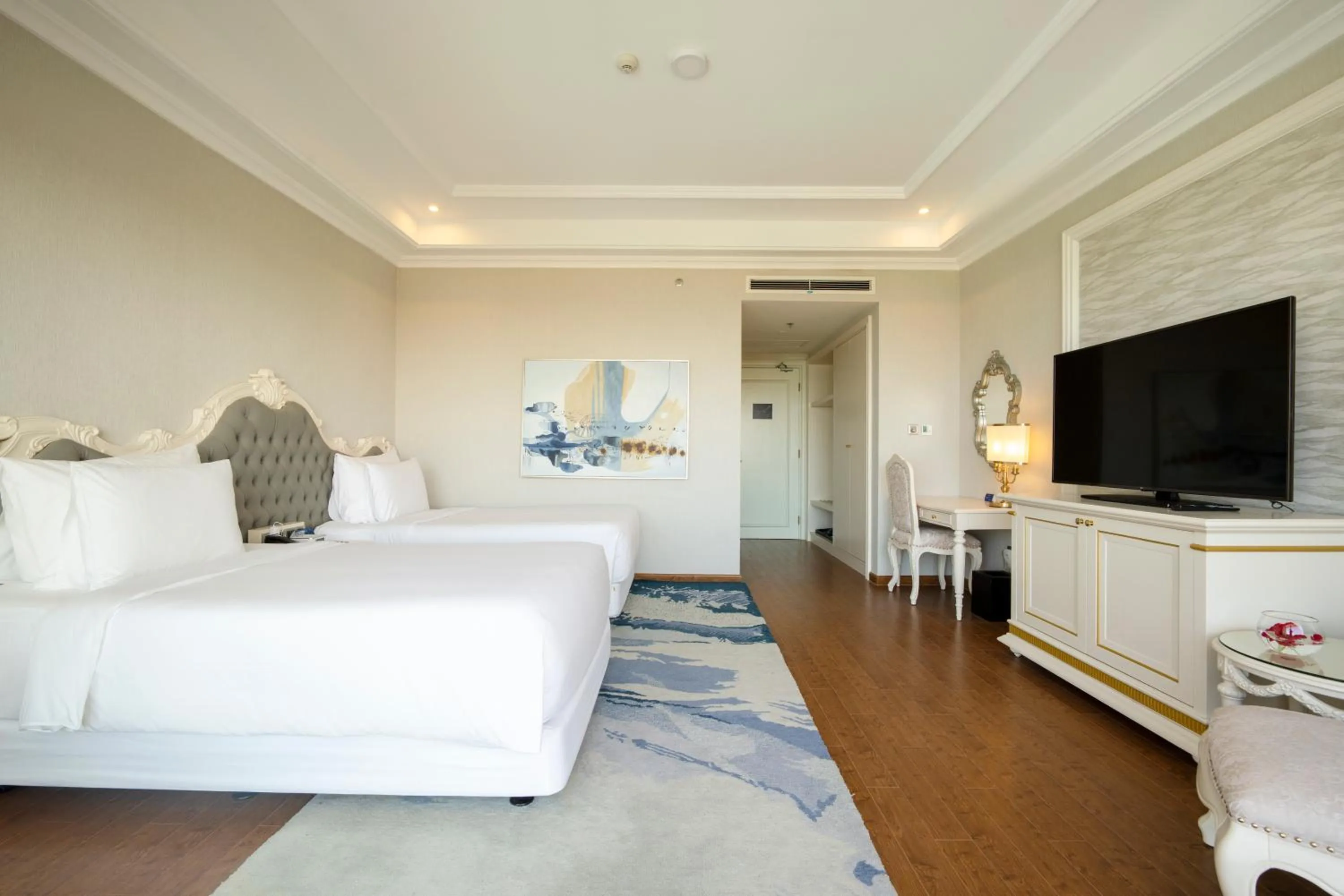 Bedroom, Bed in Radisson Blu Resort Phu Quoc