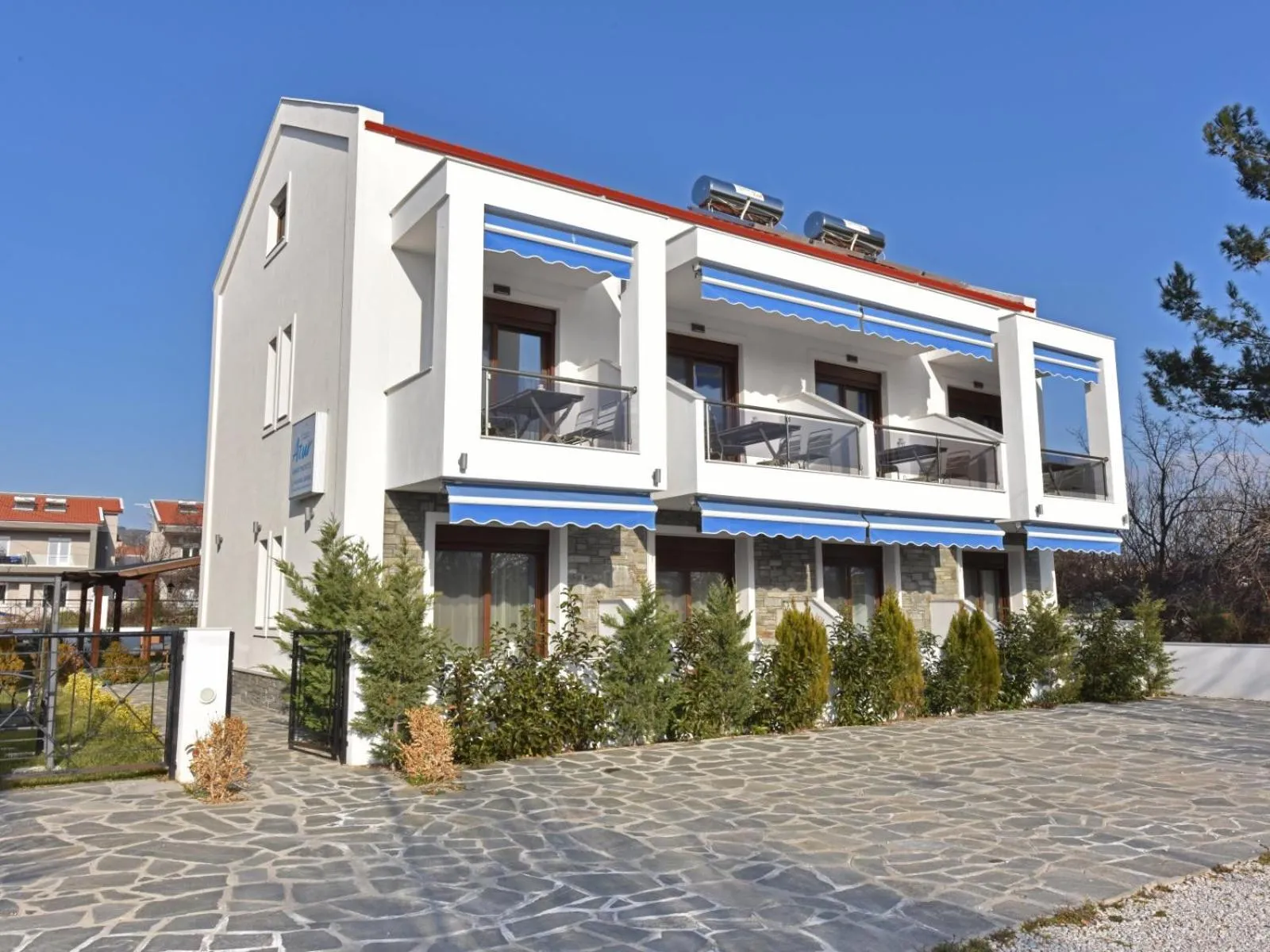 Azur Apartments by Paralia Living