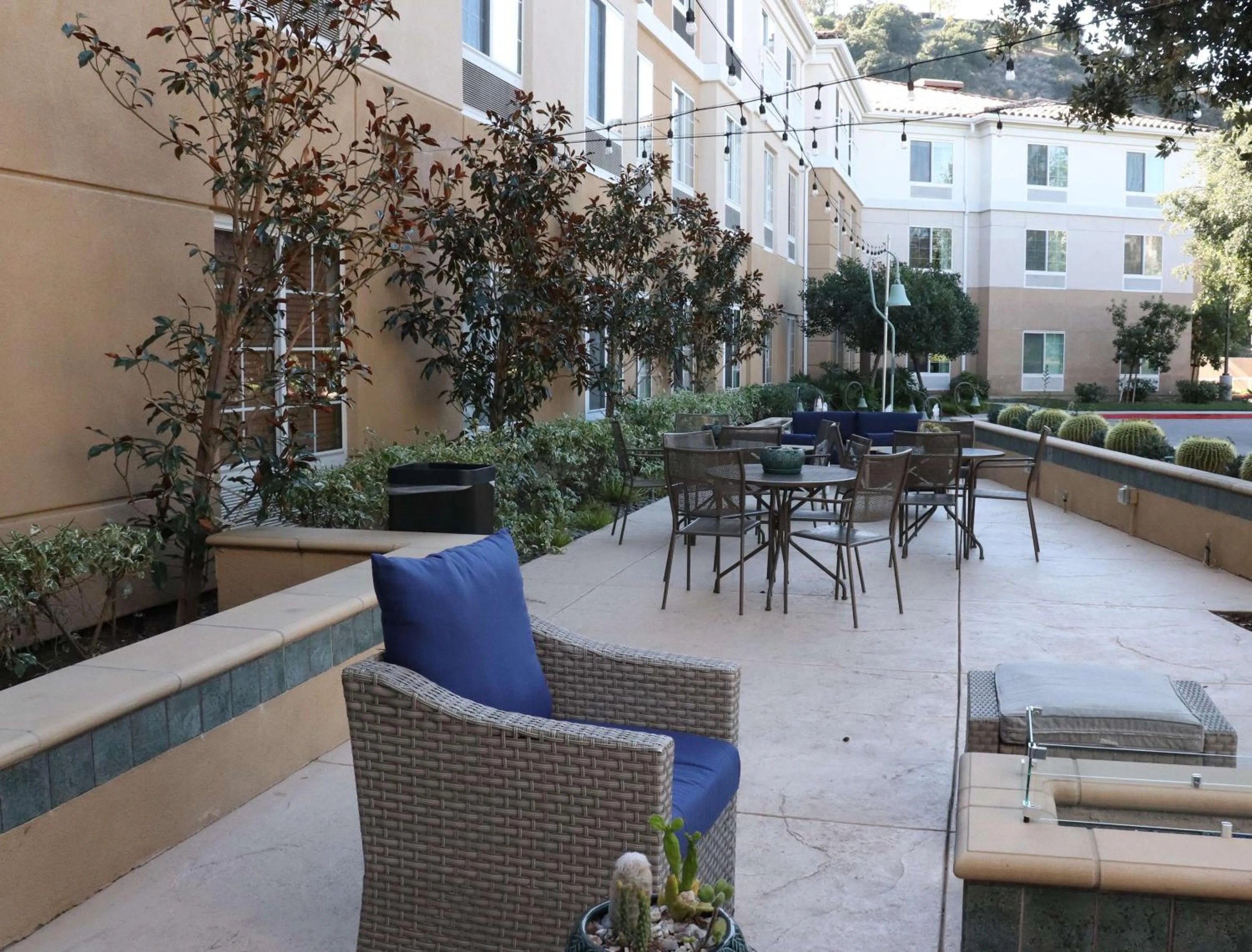 Patio in Hilton Garden Inn Calabasas