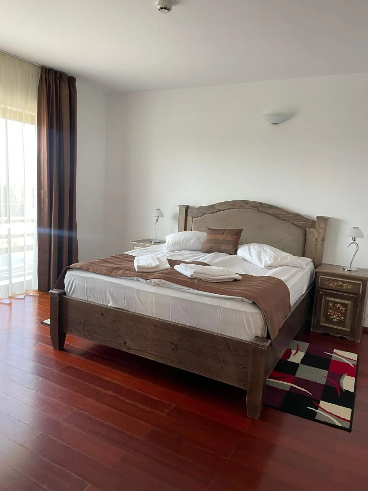 Bed in Complex Panicel