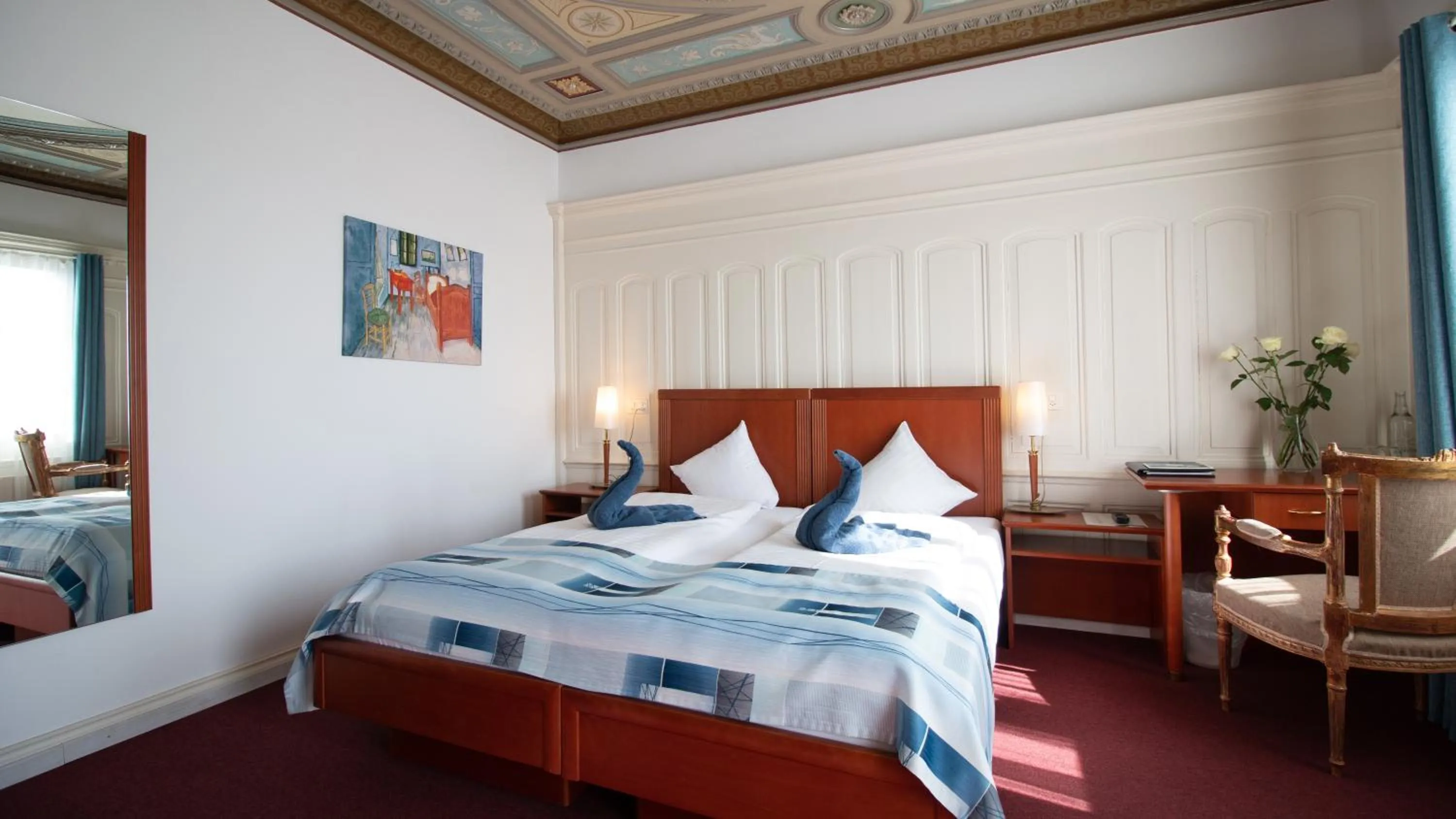 Bed in Hotel Schloss Romanshorn