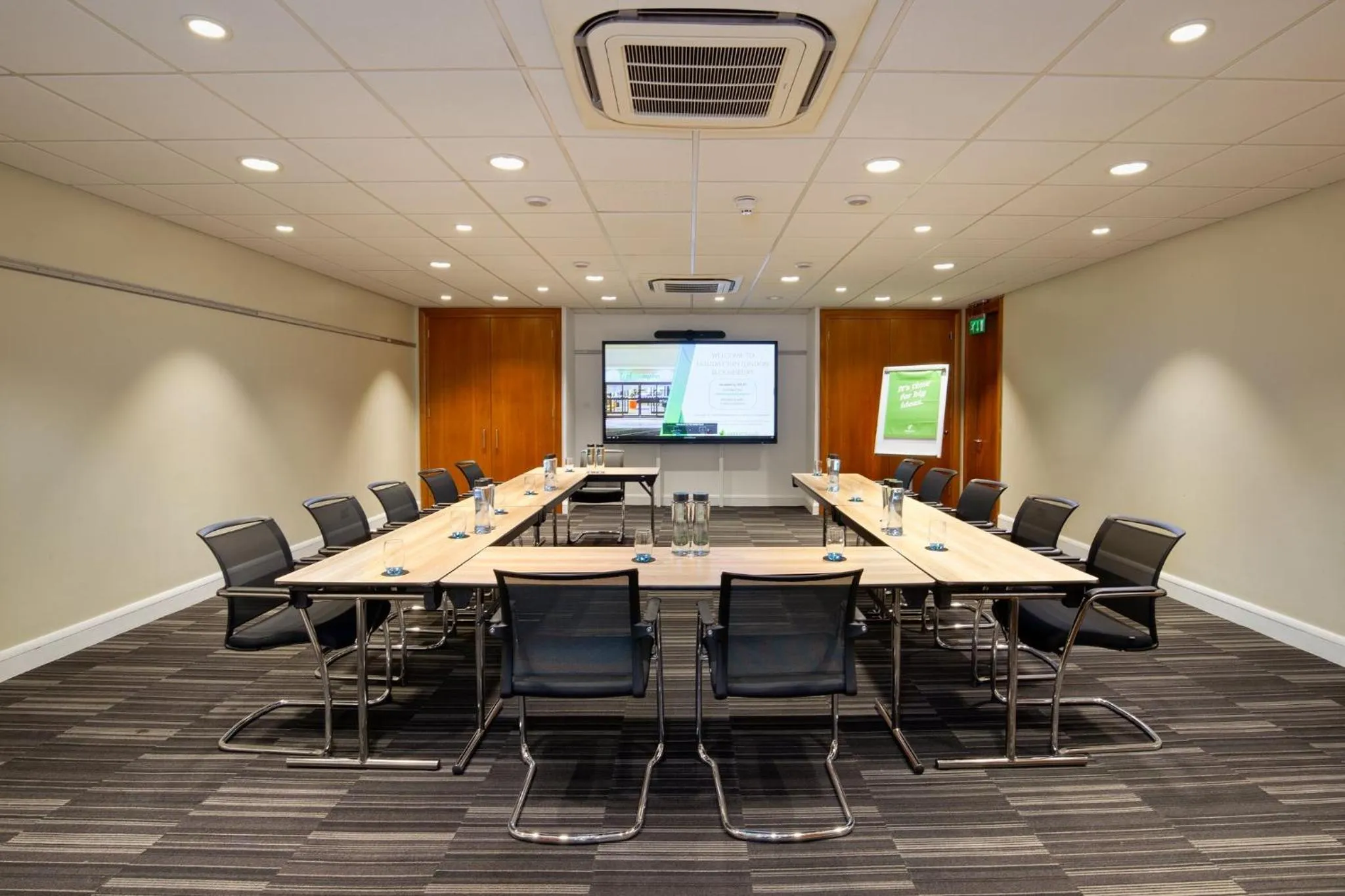 Meeting/conference room in Holiday Inn London Bloomsbury by IHG