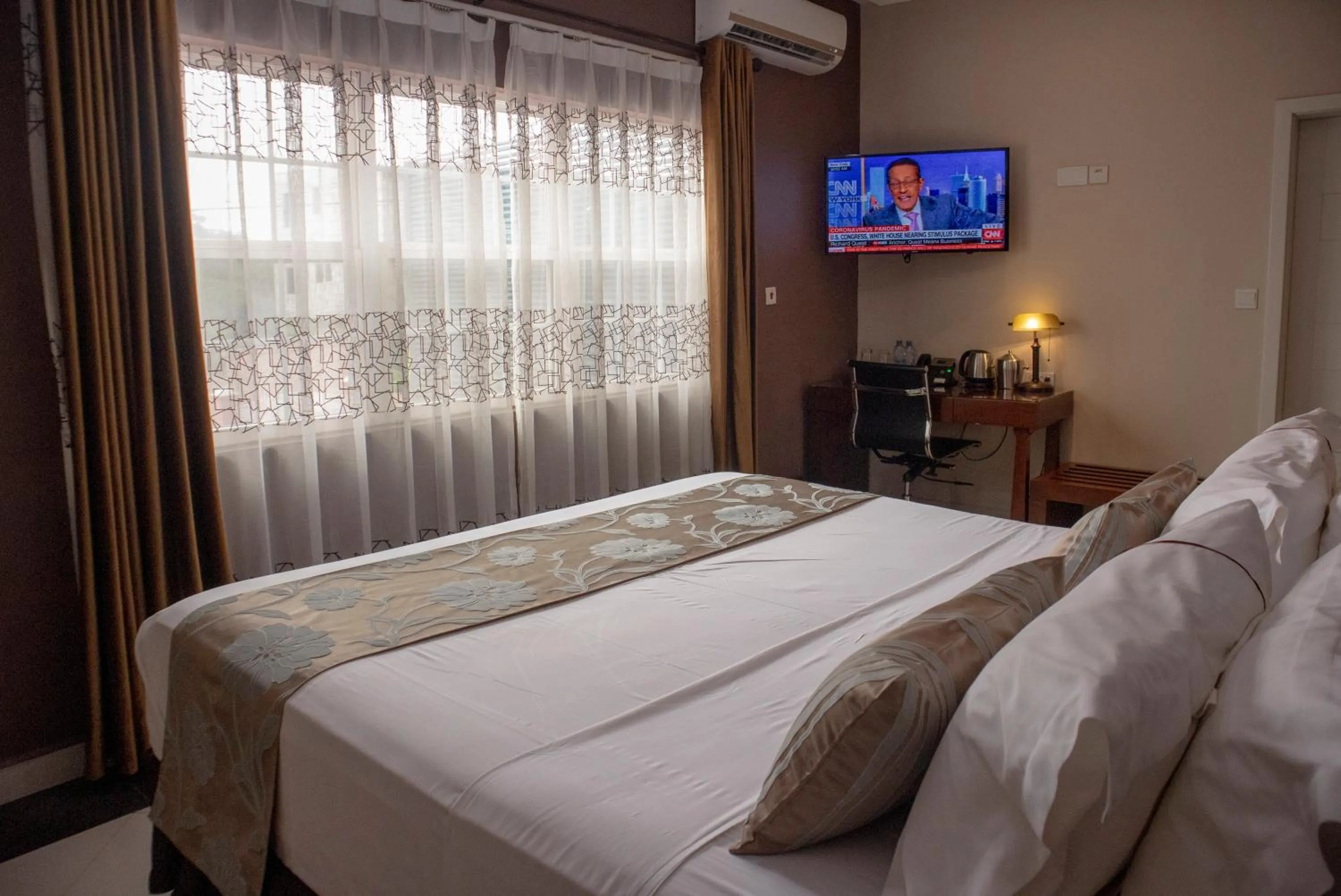 Bed in Frederick's Lodge