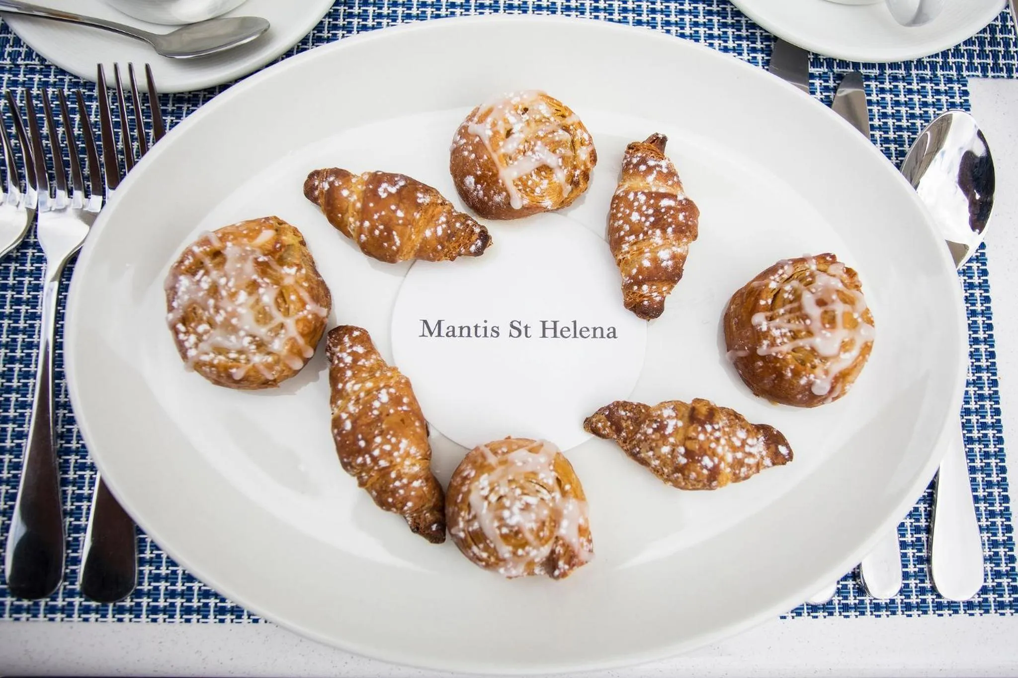 Breakfast in Mantis St Helena