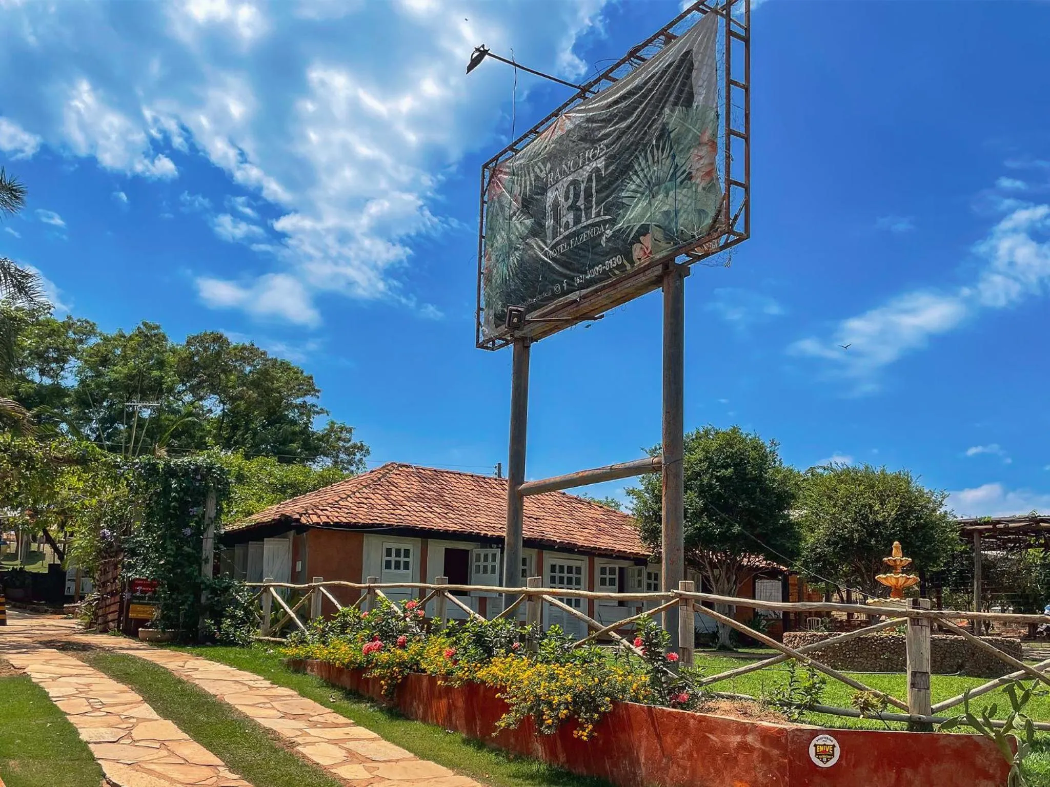 Facade/entrance in Ranchos 30 Hotel Fazenda