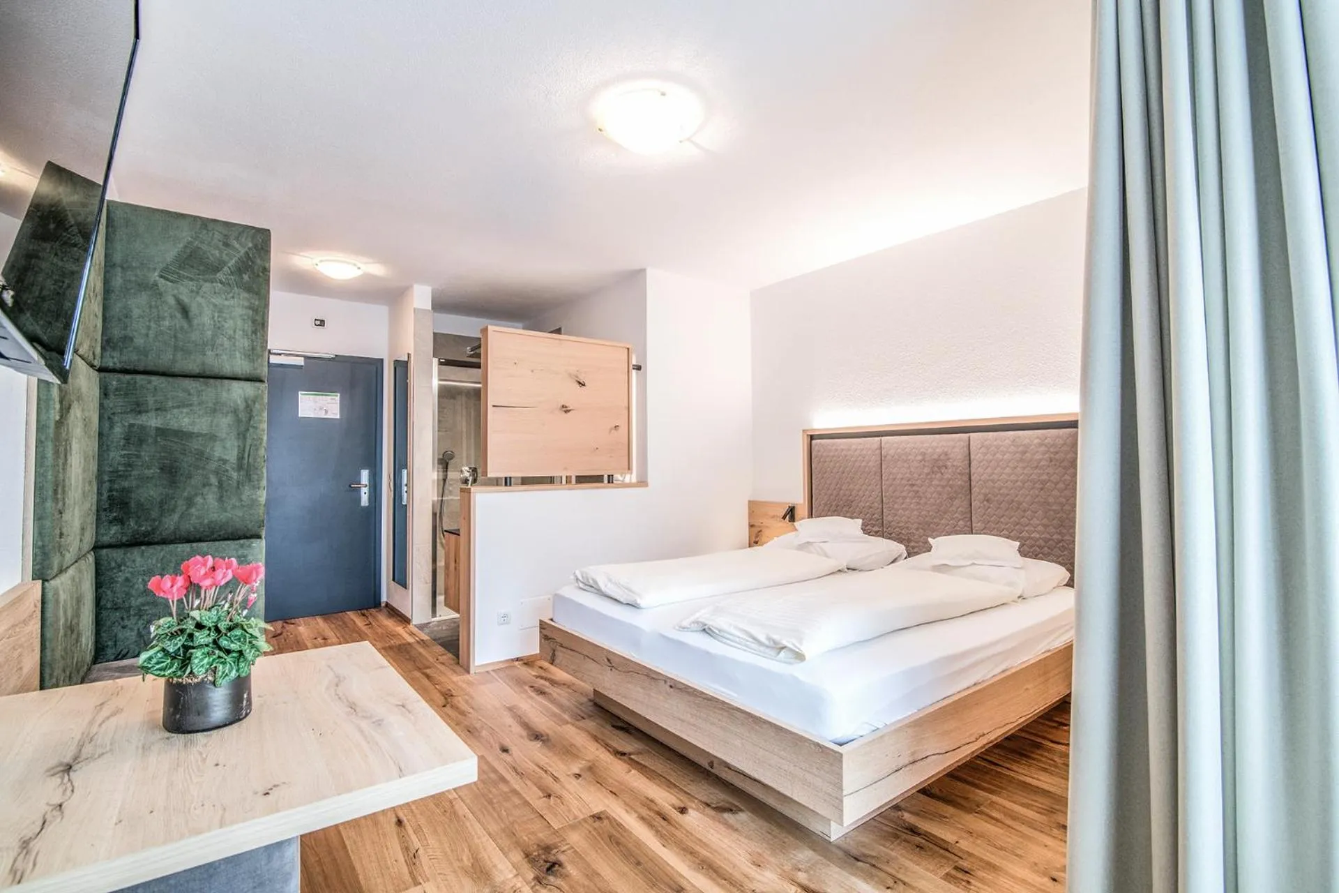 Standard Double Room in Hotel Sterzinger Moos