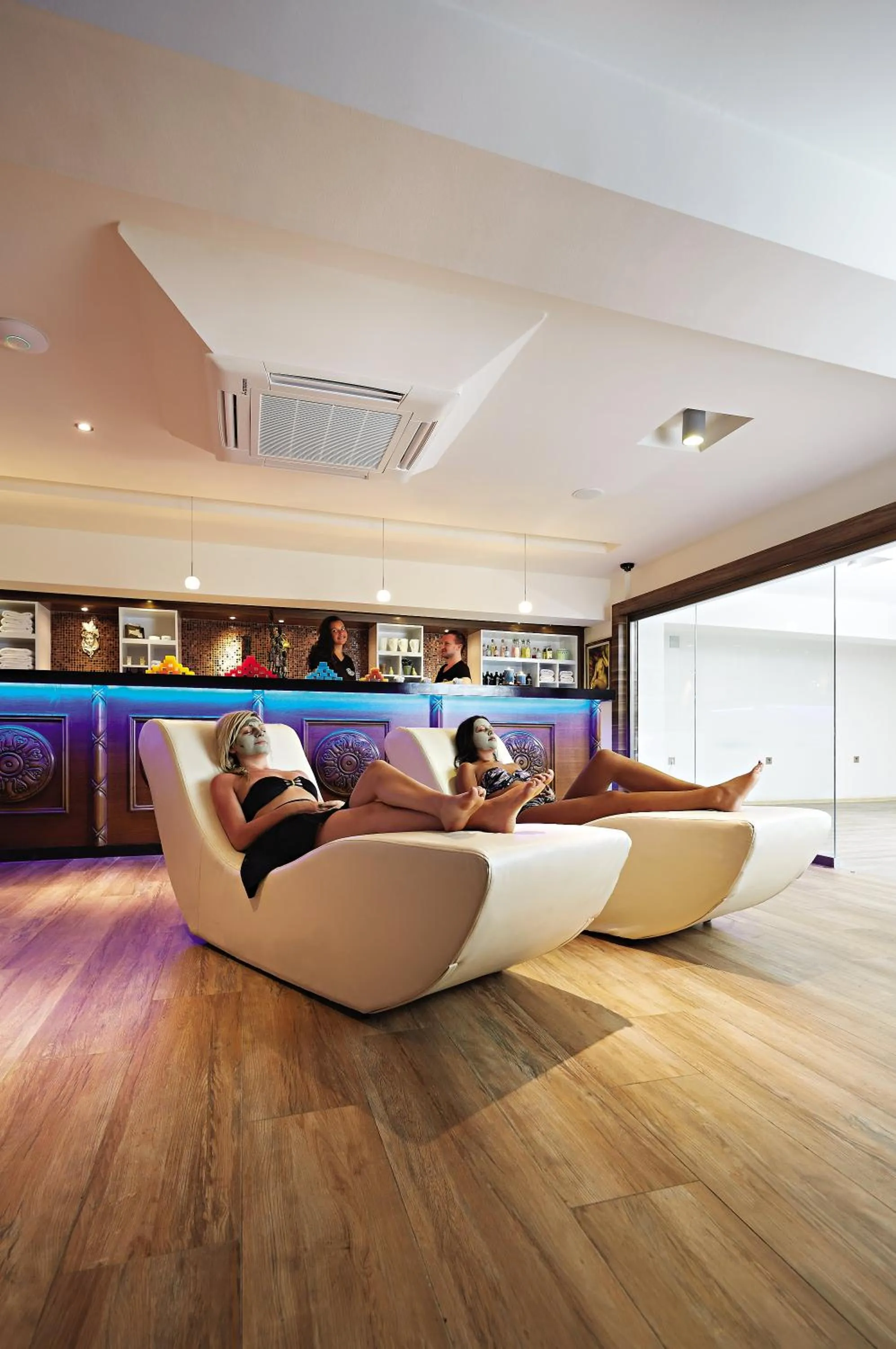 Emre Beach & Emre Hotel