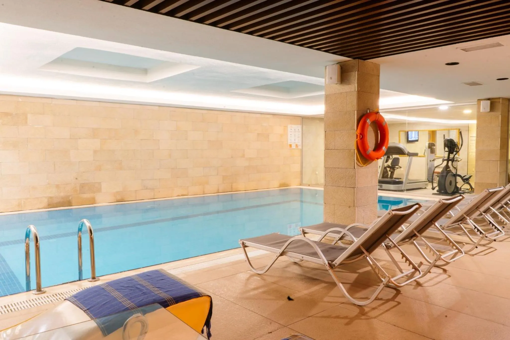 Swimming pool in Emre Beach & Emre Hotel