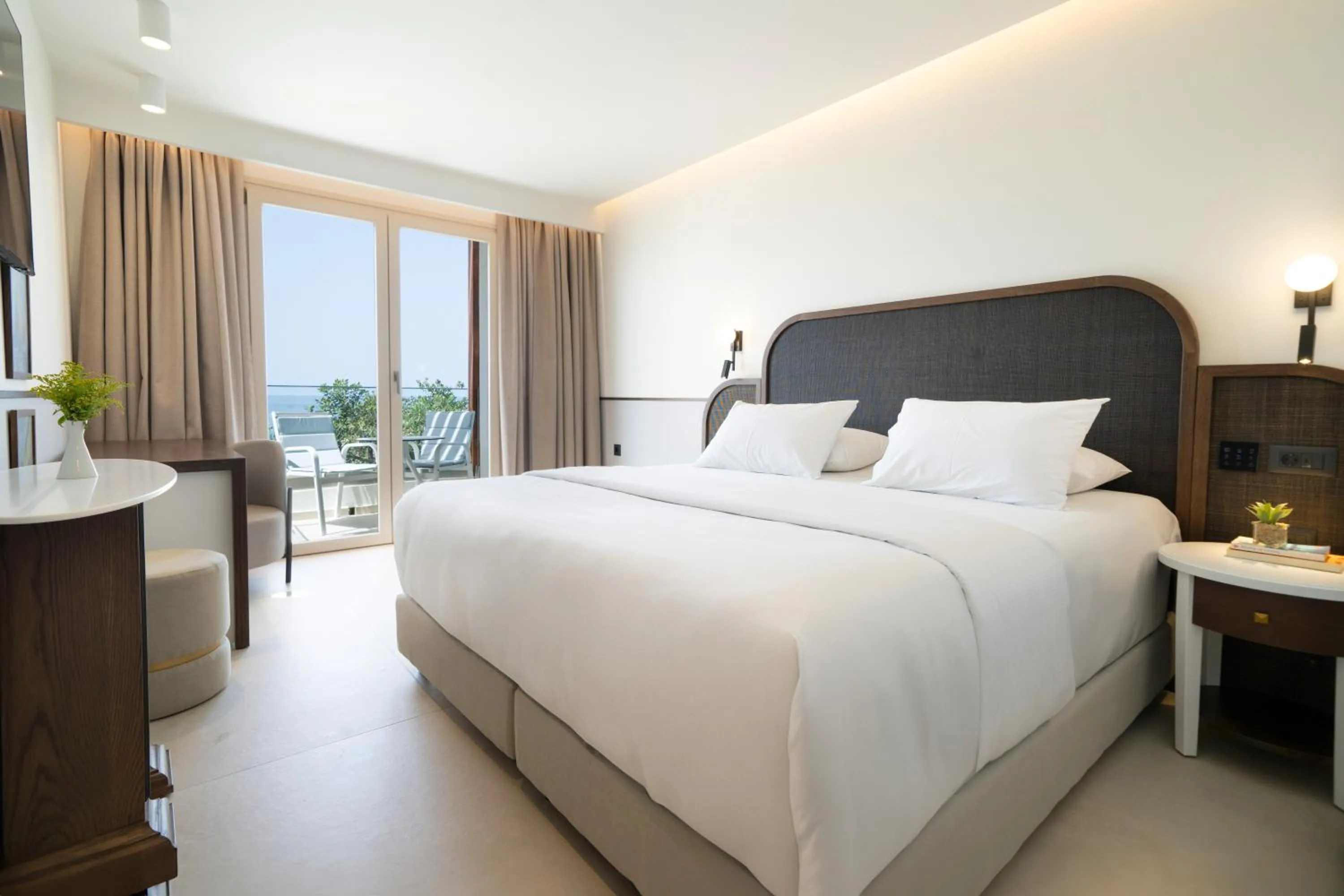 Bedroom, Bed in Iberostar Selection Creta Marine