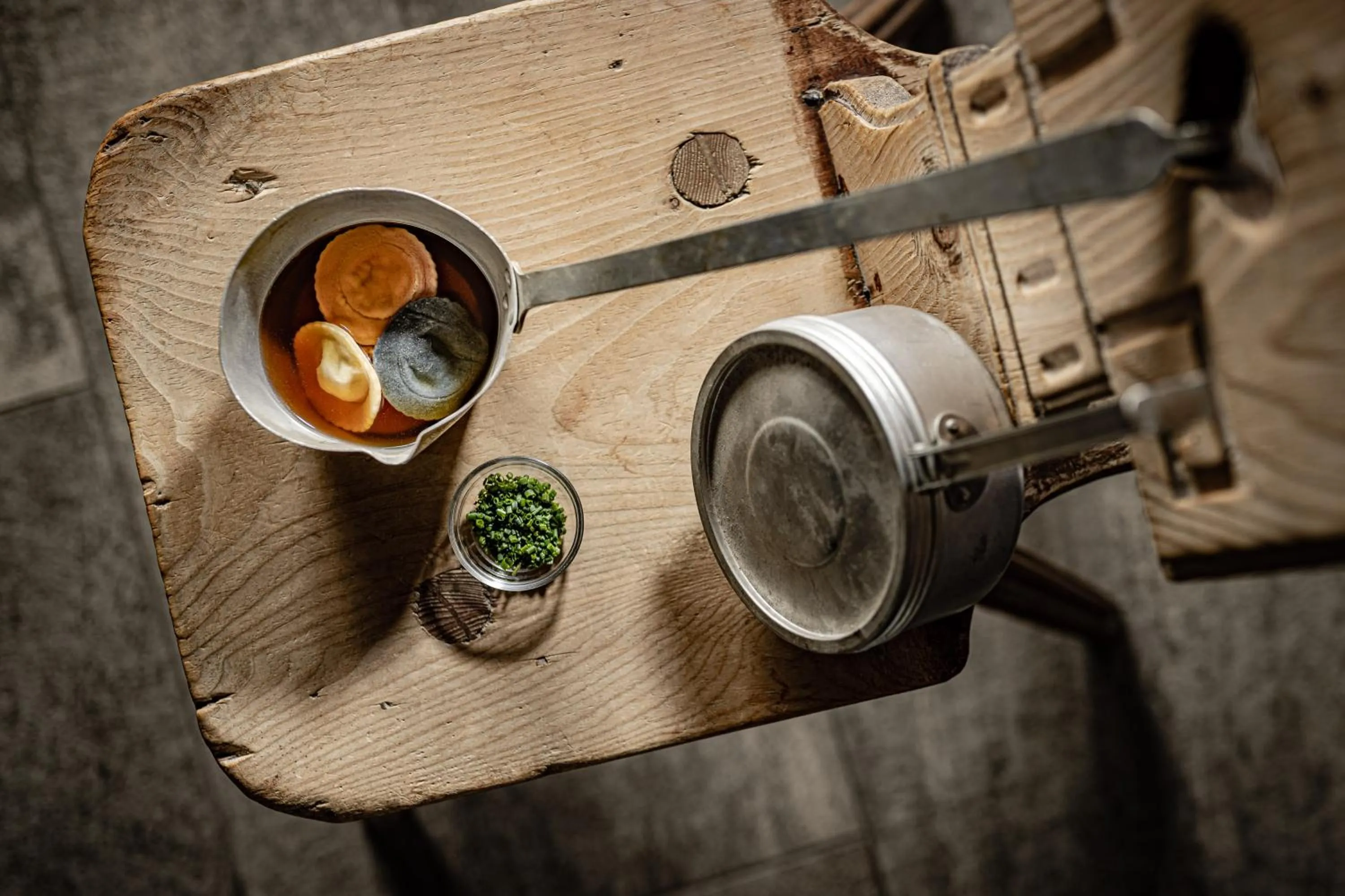 Restaurant/places to eat in Hotel Masl