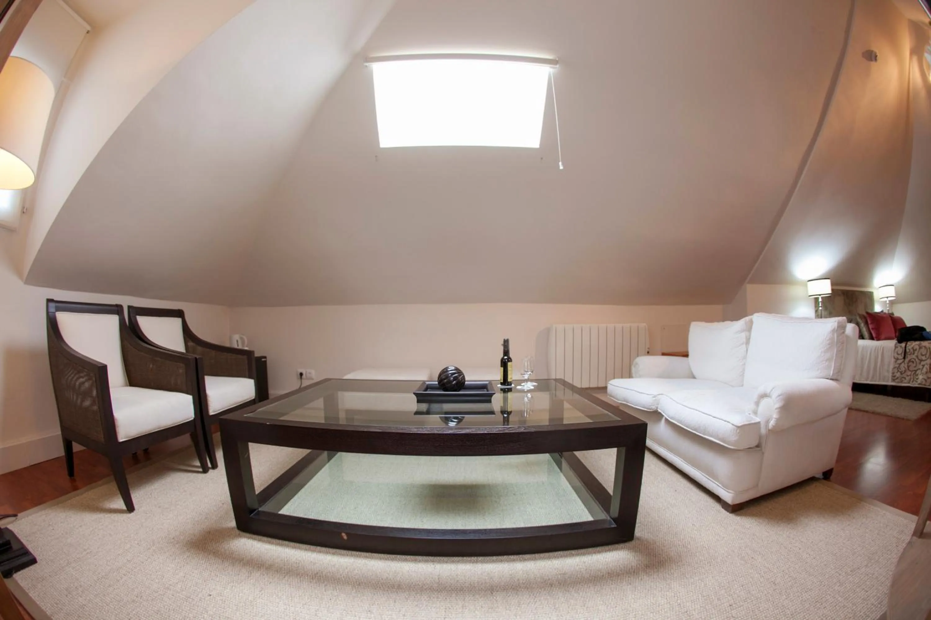 Seating area in Hotel Hacienda Montenmedio