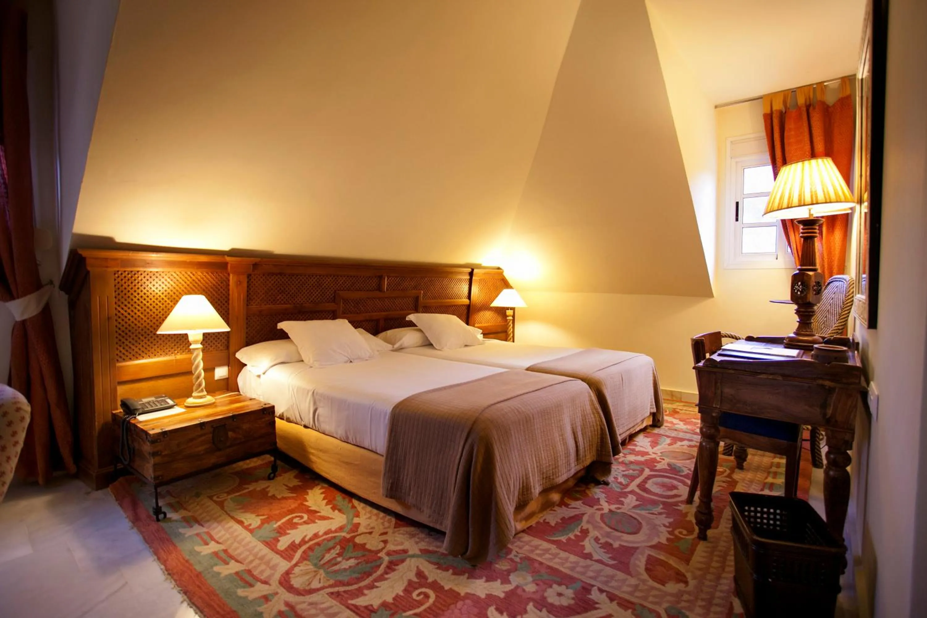 Photo of the whole room, Bed in Hotel Hacienda Montenmedio