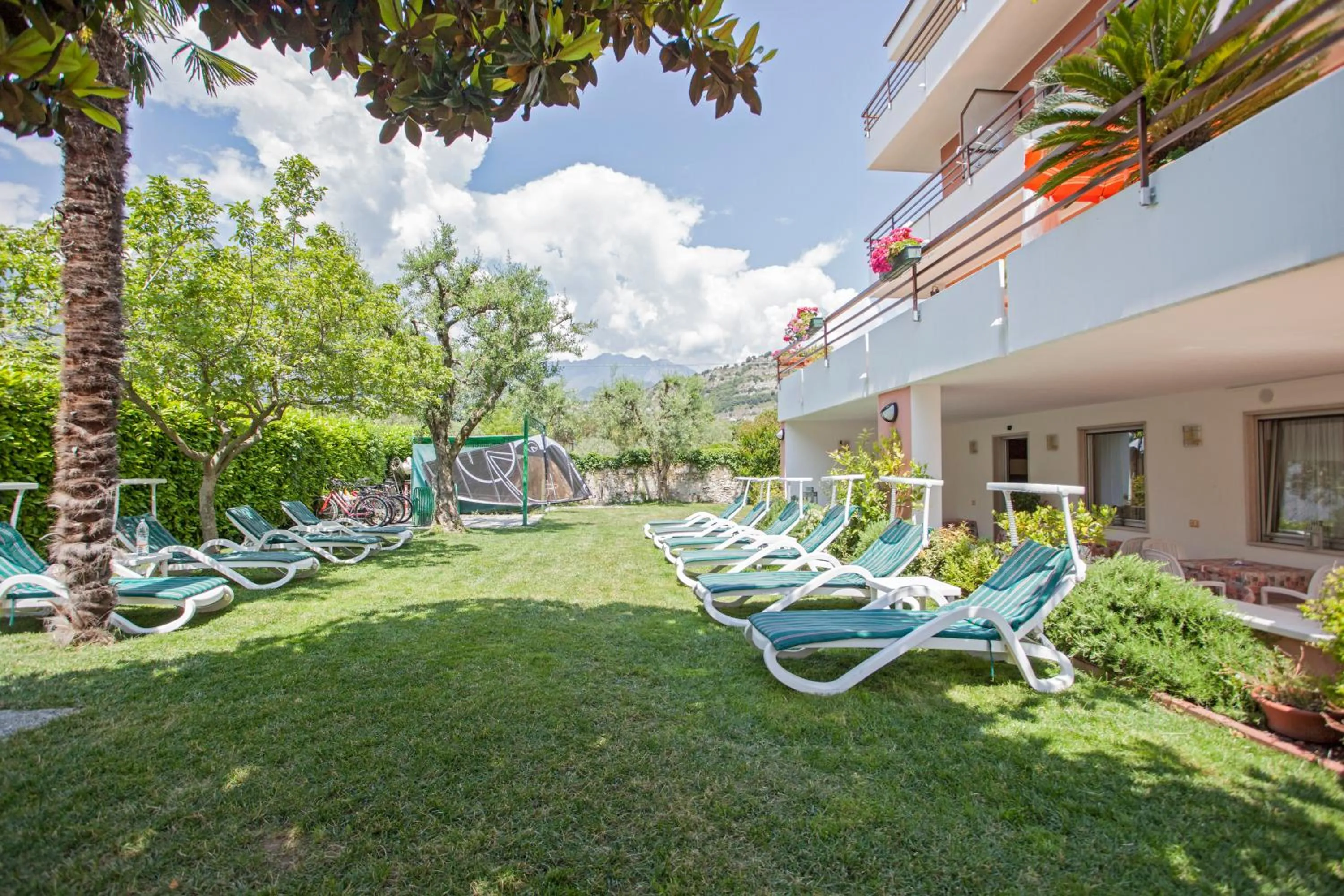 Garden in Hotel Garnì Villa Magnolia