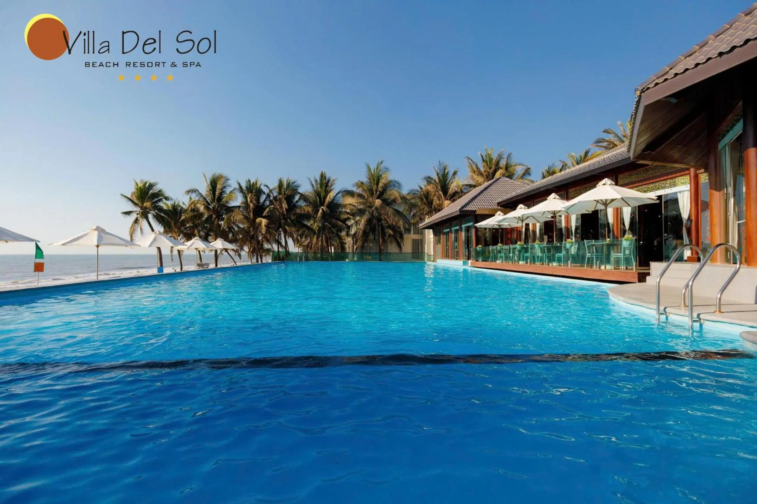 Swimming pool in Villa Del Sol Beach Resort & Spa