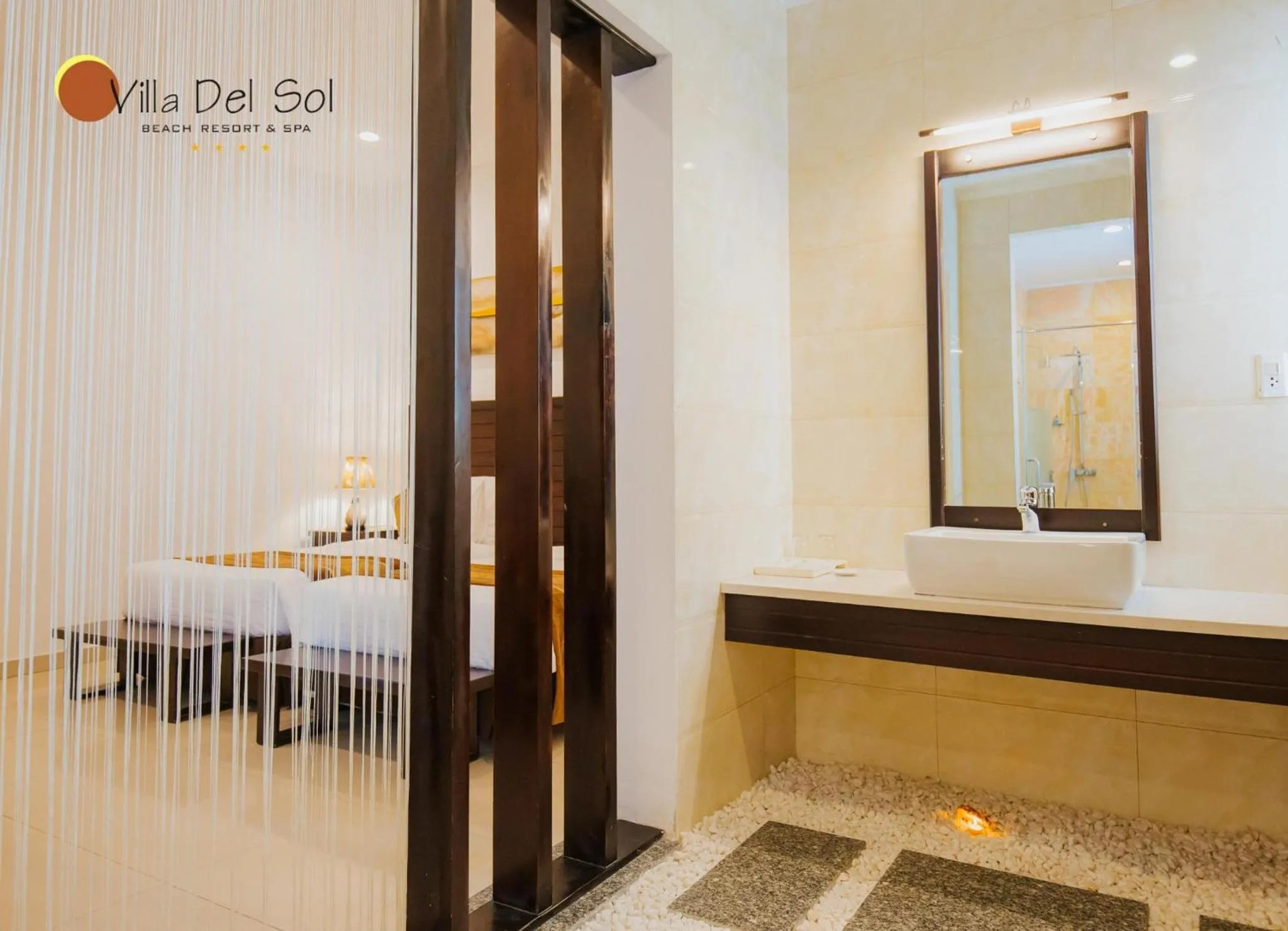 Villa Del Sol Beach Resort & Spa