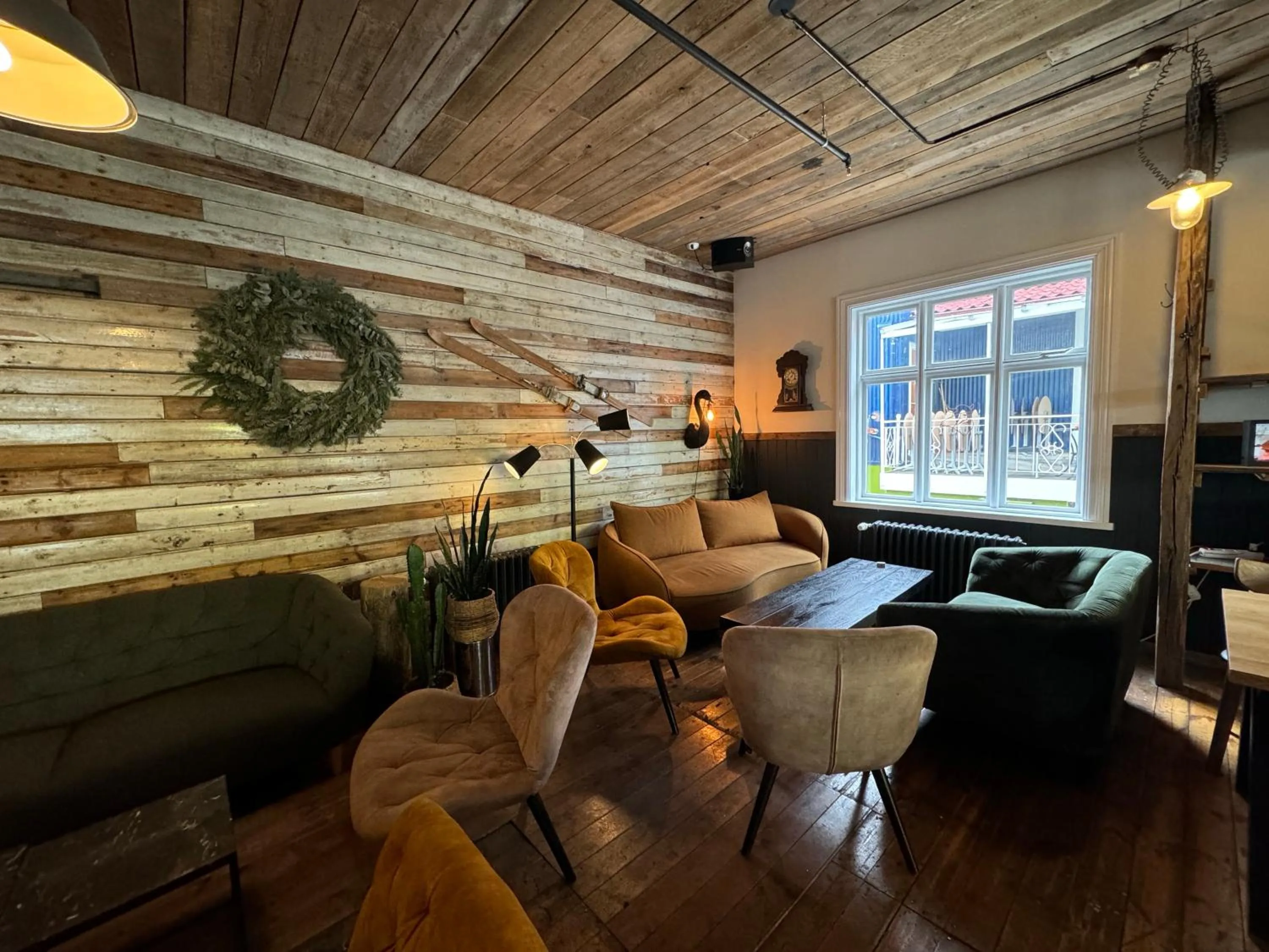 Property building in Akureyri Backpackers