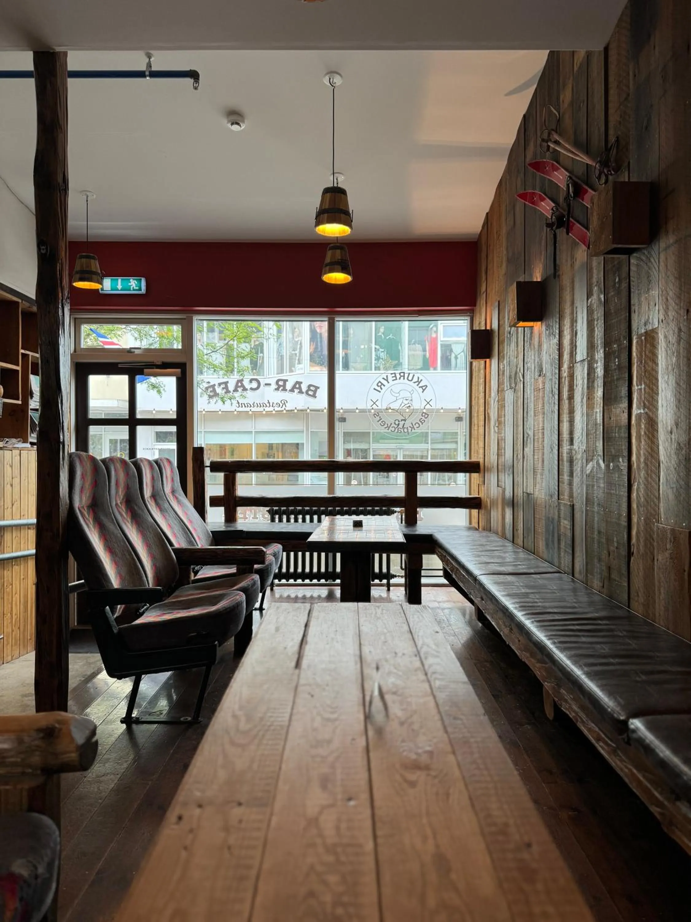 Lounge or bar in Akureyri Backpackers