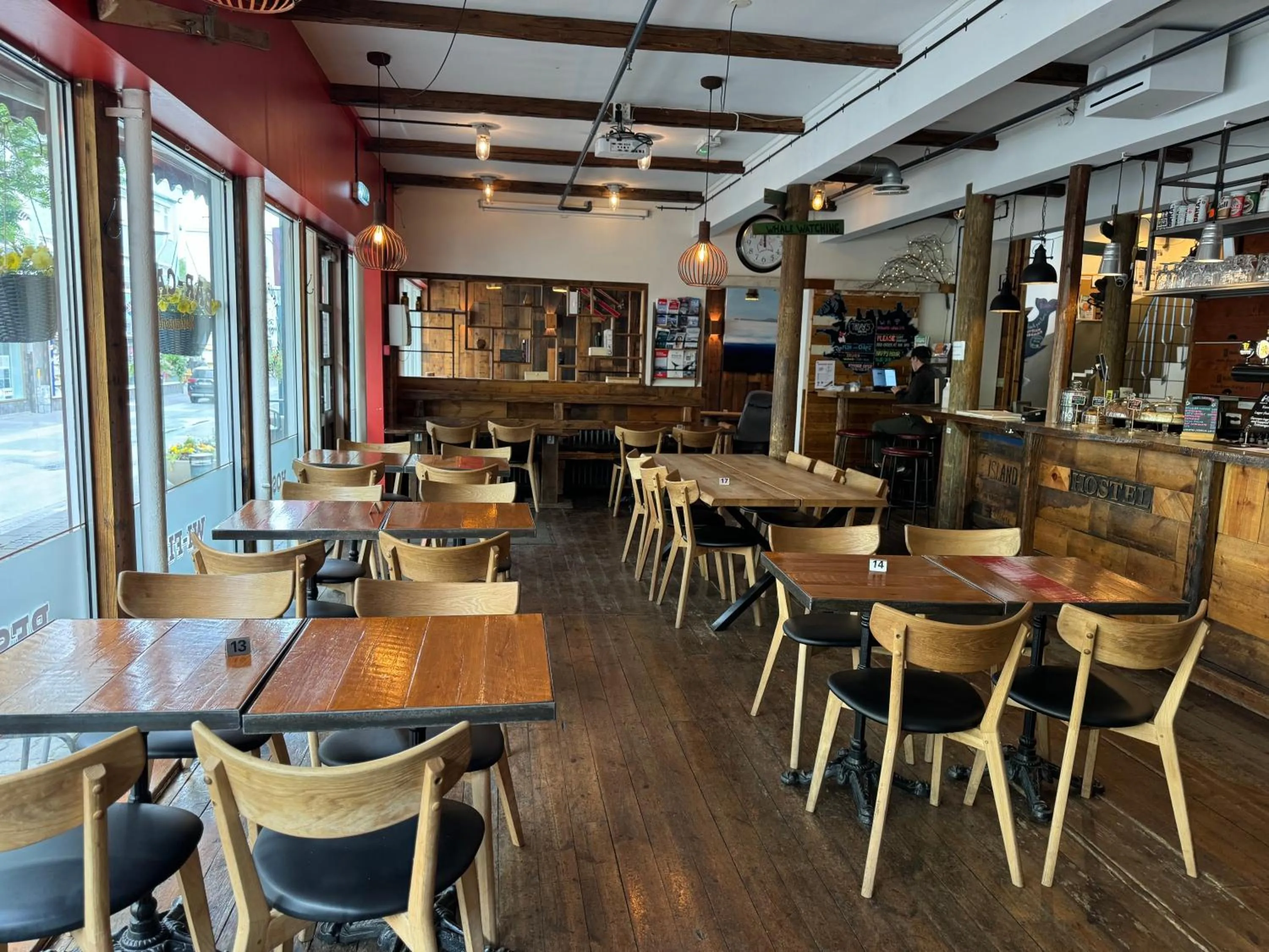 Restaurant/places to eat in Akureyri Backpackers