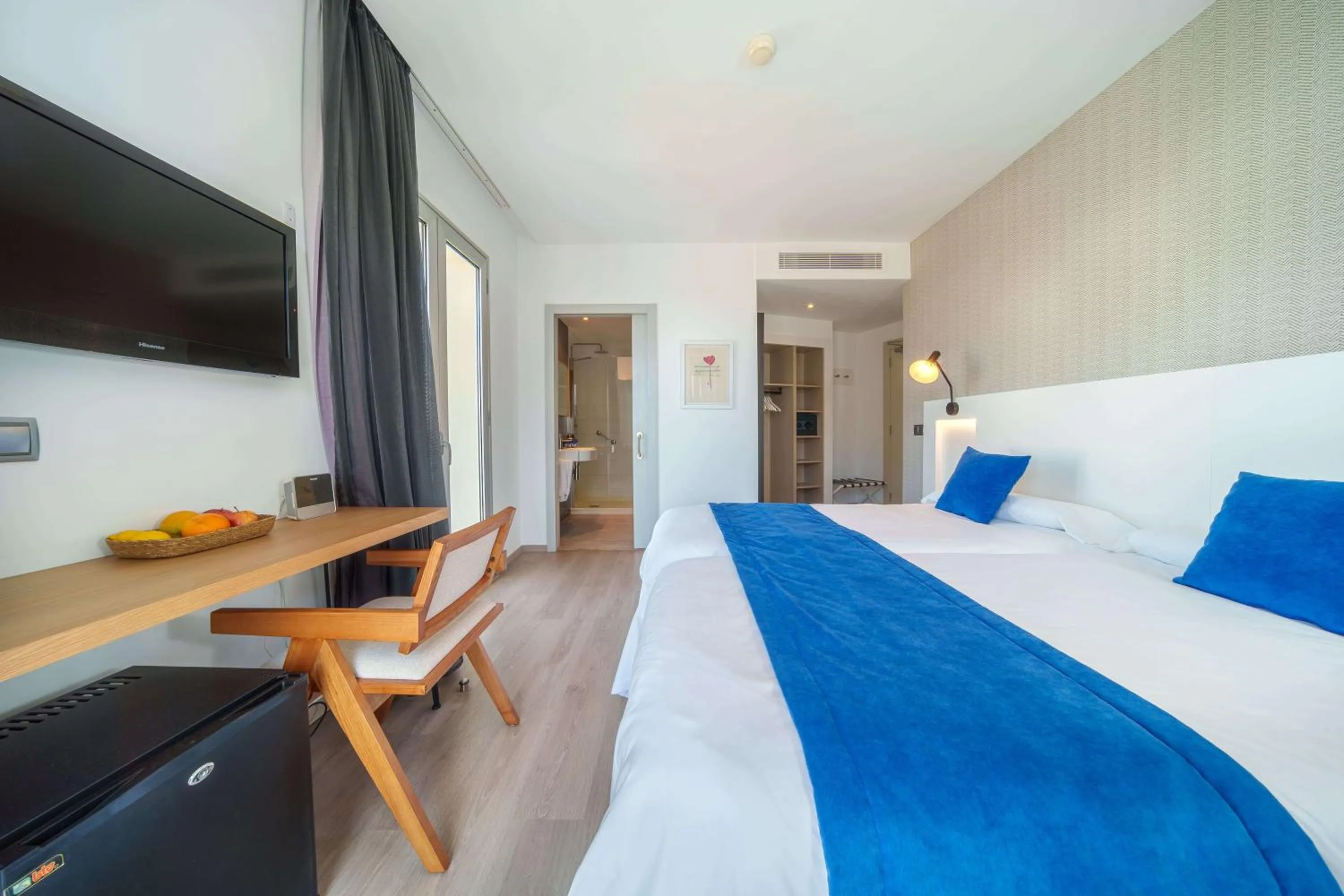 Bed in Mar Calma Hotel