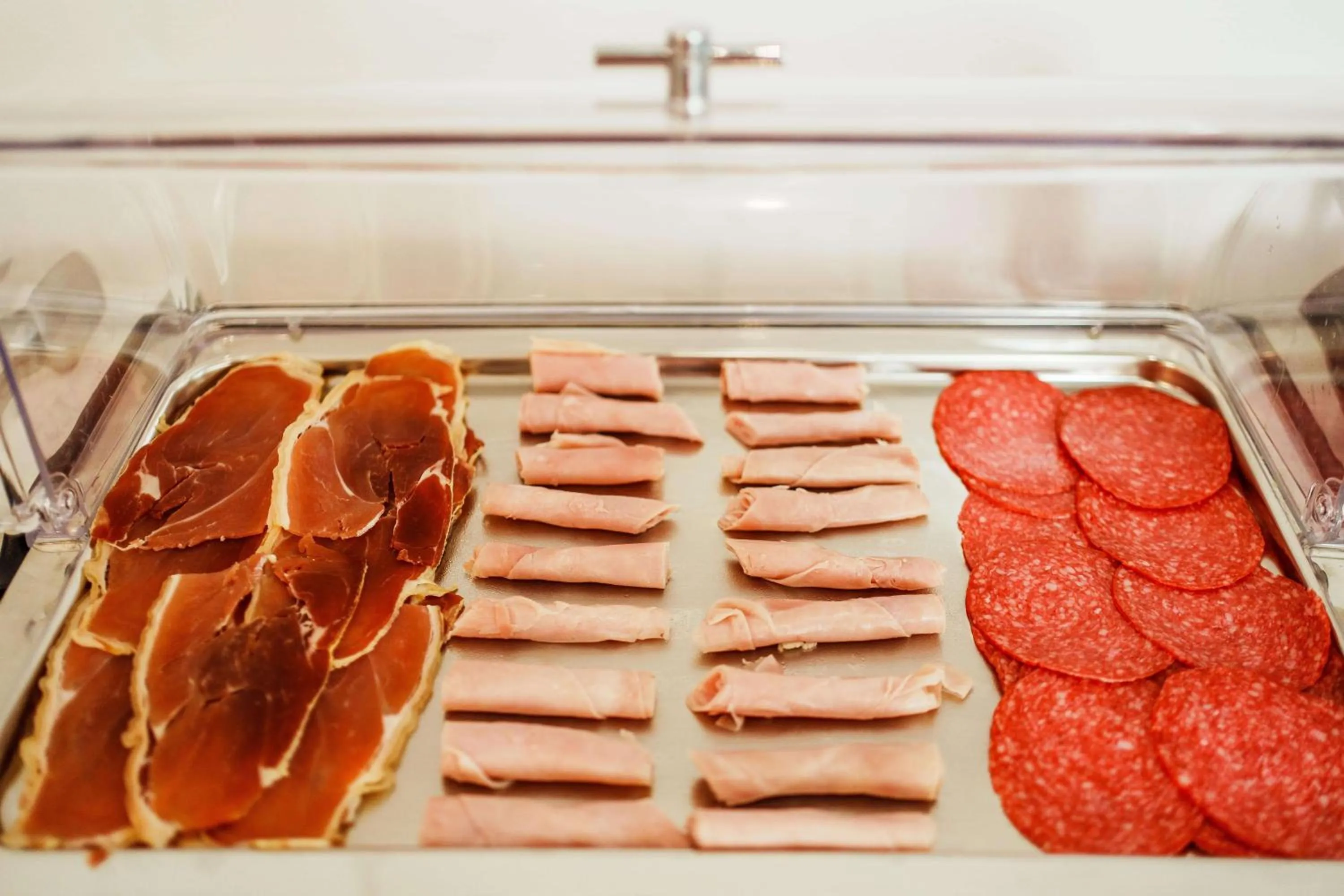 Food and drinks in Mar Calma Hotel