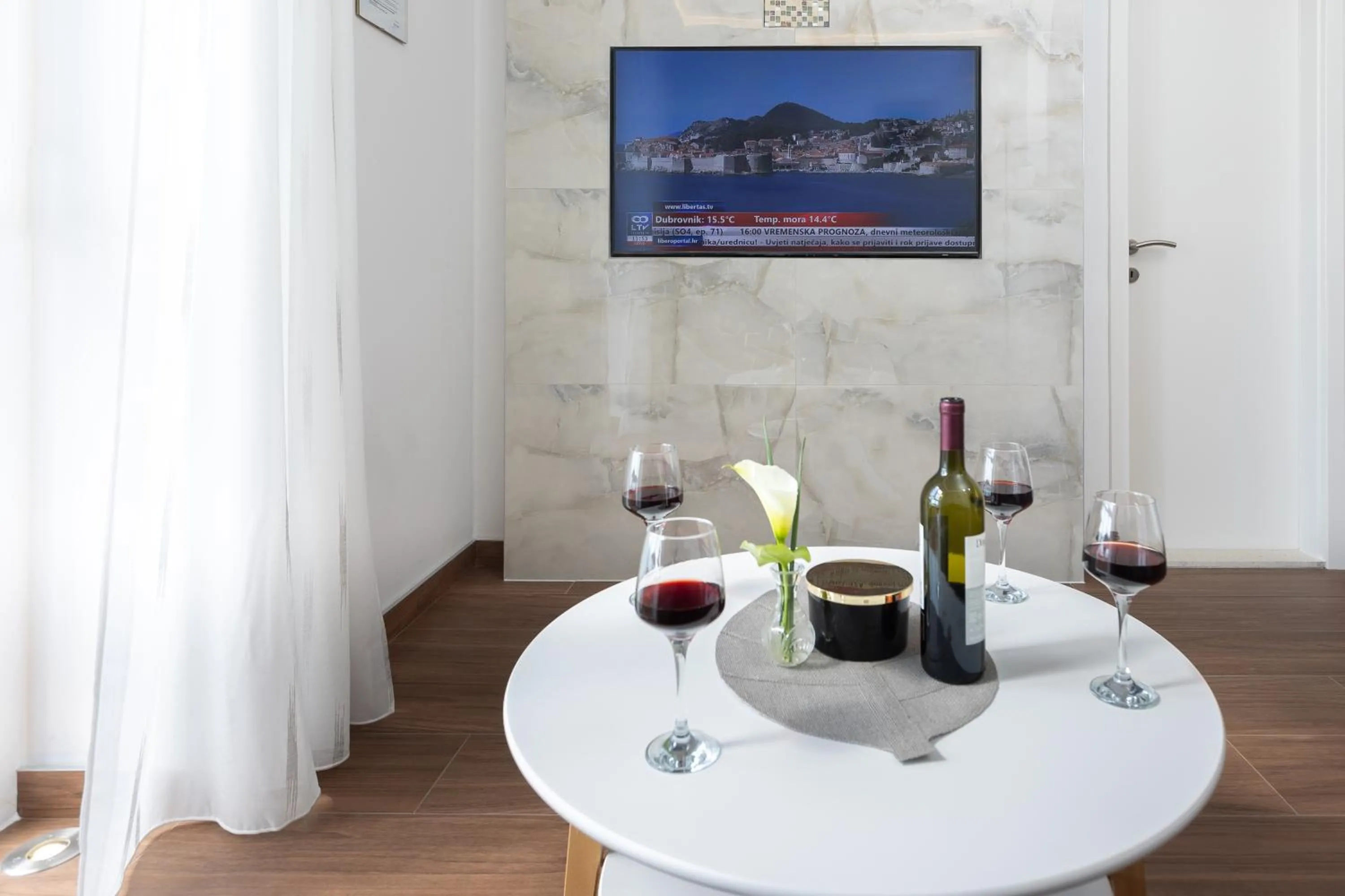TV and multimedia in Apartment Flora