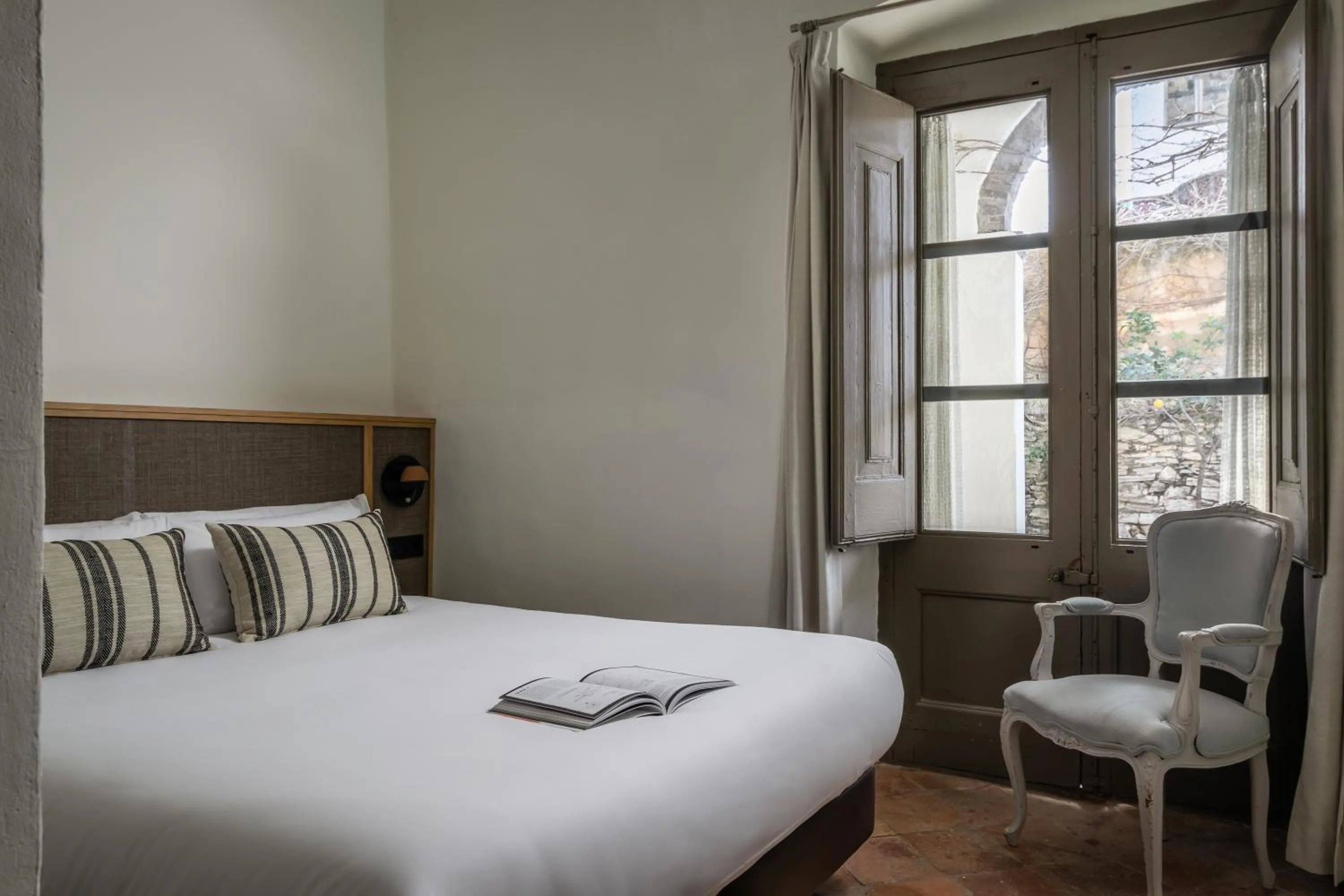 Bed in BYPILLOW Cluc Begur