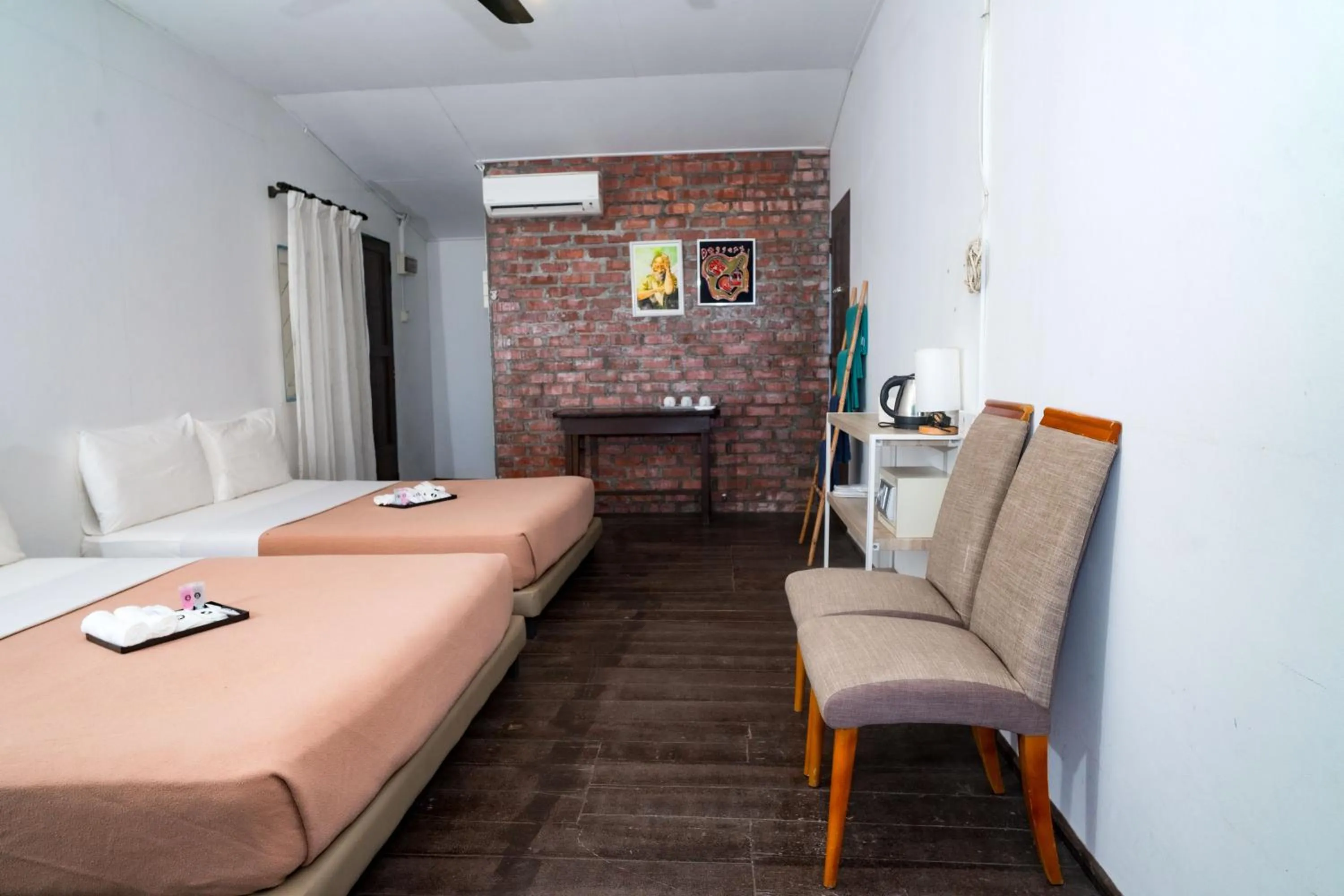 Sea view, Bed in Impian Inn