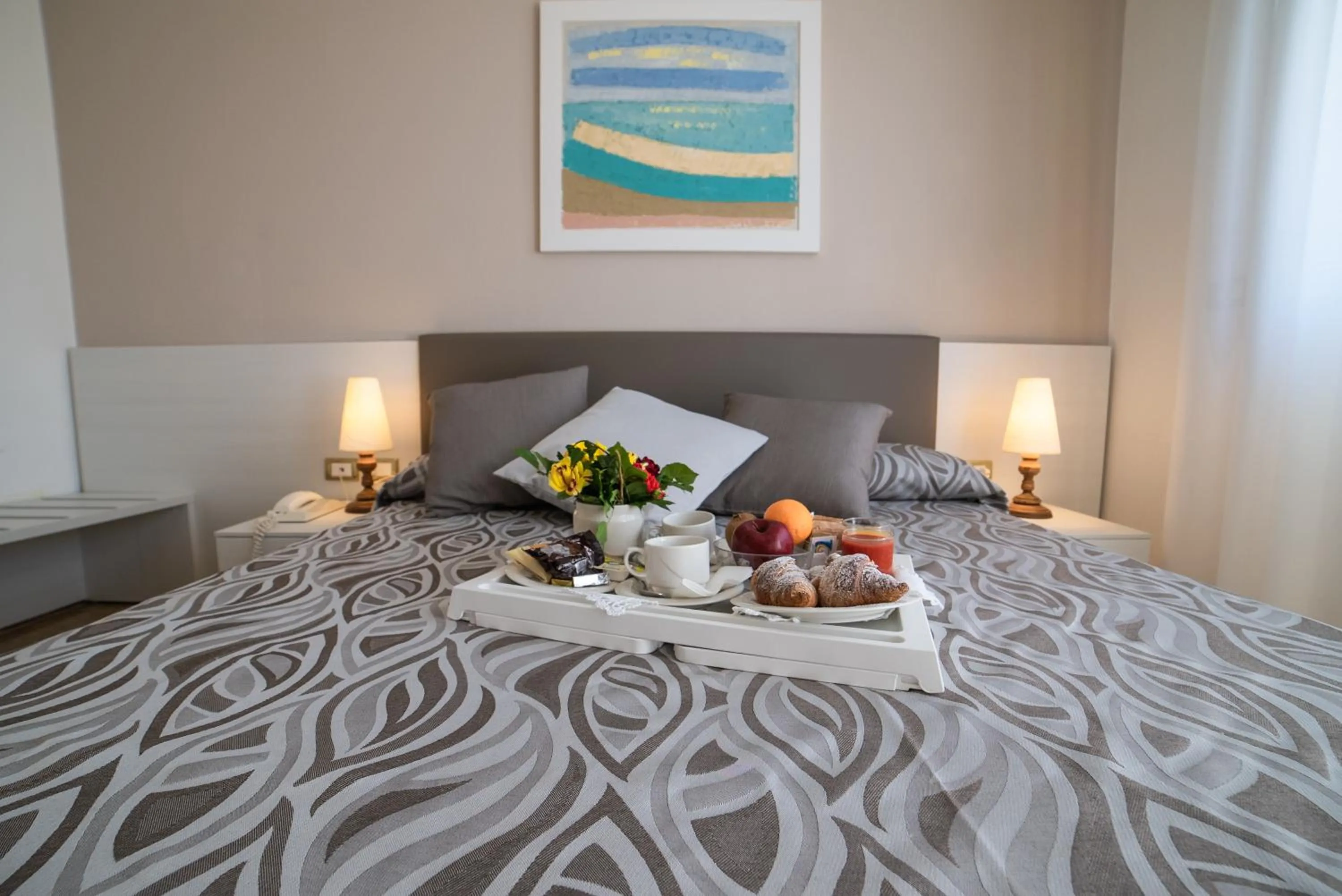 Bed in Hotel Astoria