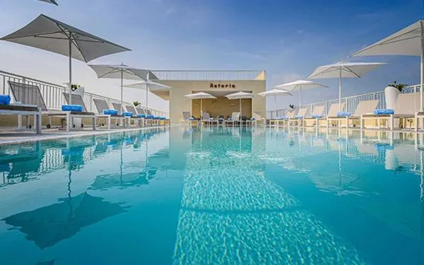 Pool view in Hotel Astoria