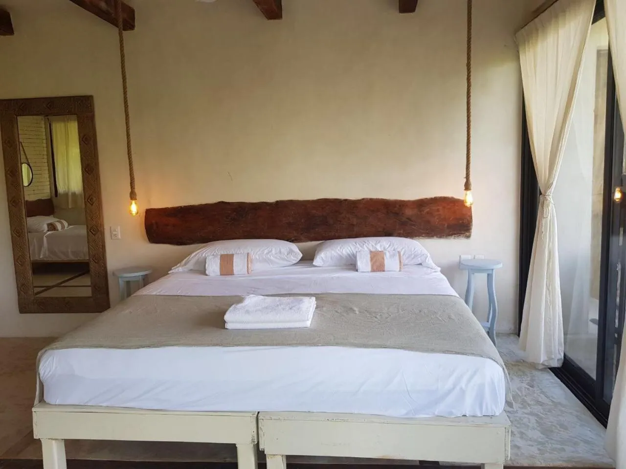 Bed in La Casa de Mia Tulum