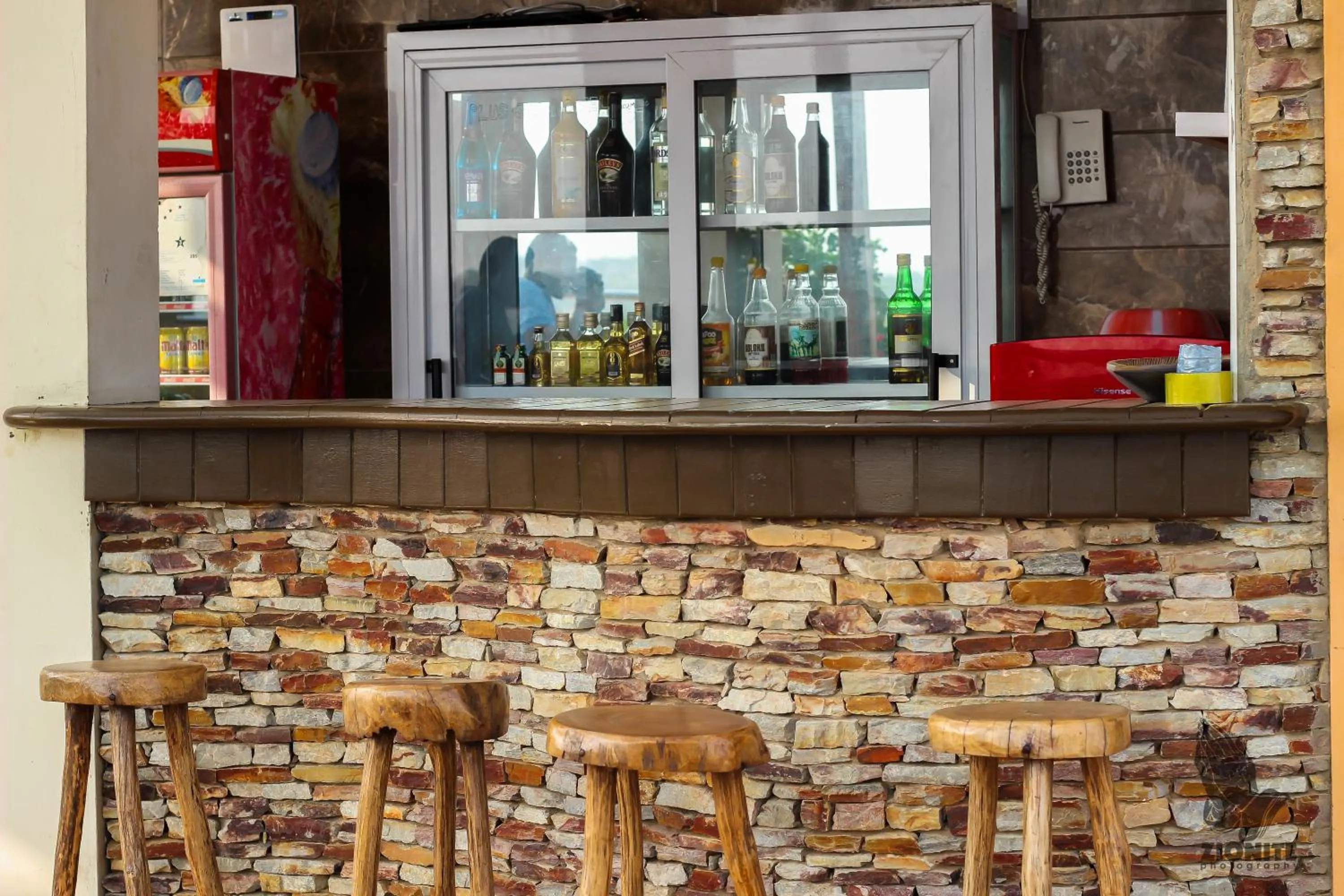 Food and drinks in PLUS 33 HOTEL